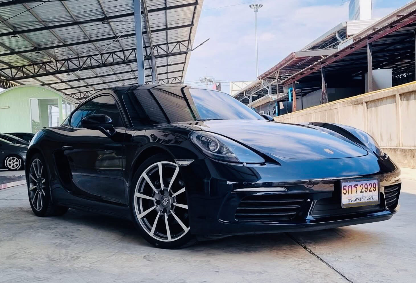 Porsche Cayman 718 ปี 2018