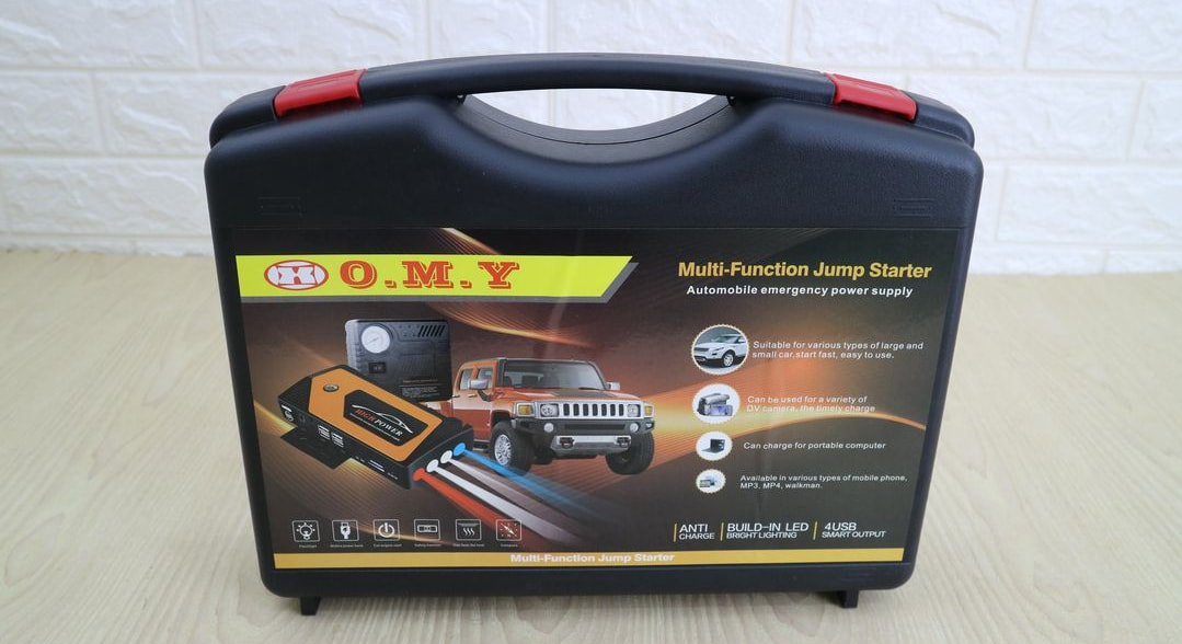 ชุดจั๊มสตาร์ทรถยนต์ O.M.Y 85800mAh