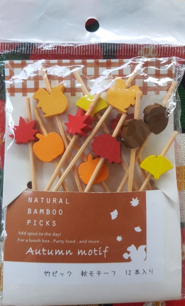 Picks ไม้ จิ้ม อาหาร / ขนม / ผลไม้ 1 แพ๊คมี 12 ชิ้น ค่ะ (ญี่ปุ่น)