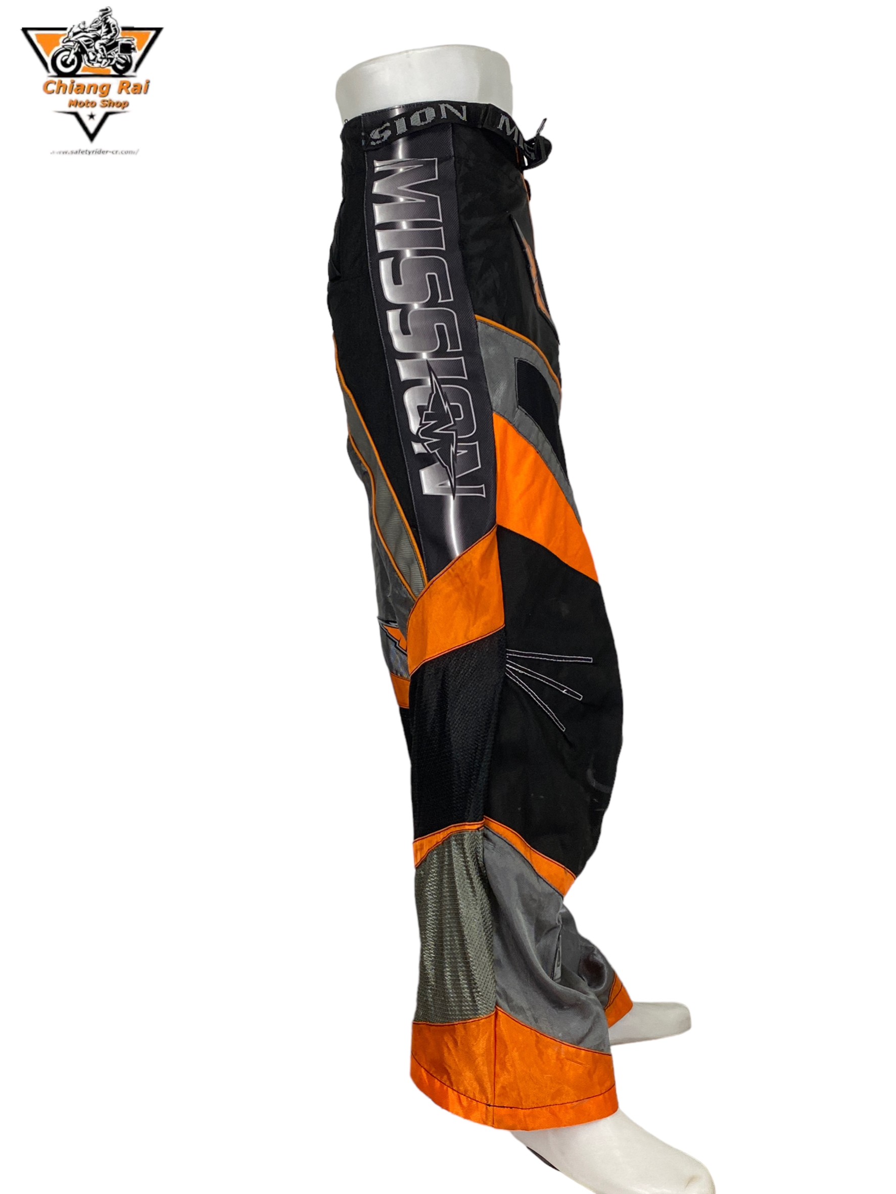 กางเกงขี่มอเตอร์ไซด์ ( มือสอง ) E&A 535: เอว 44-46" ยาว 31" **MISSTCN**