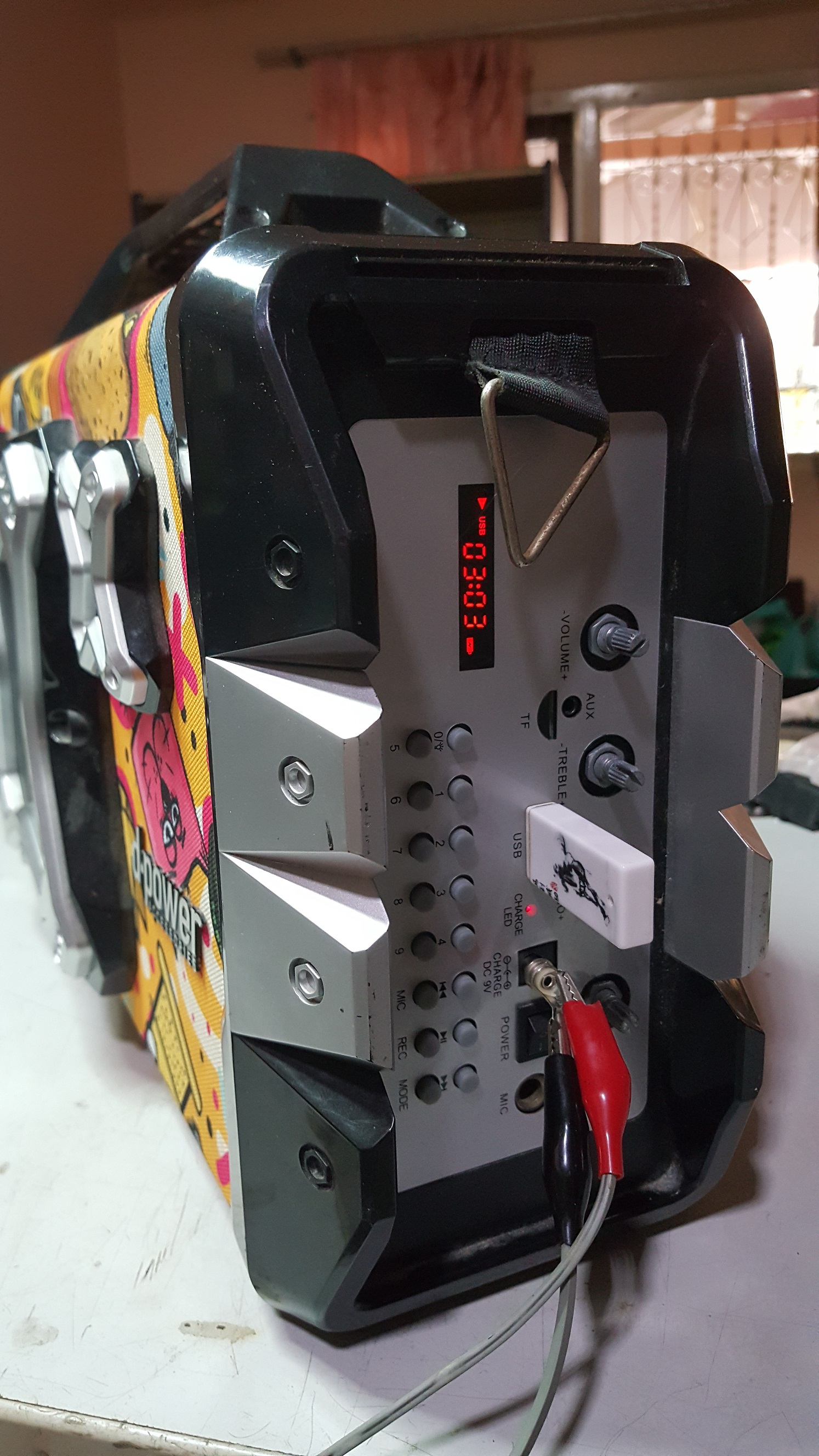 ซ่อมเครื่องขยายเสียง ยี่ห้อ DPower รุ่น K52B อาการไฟไม่เข้า