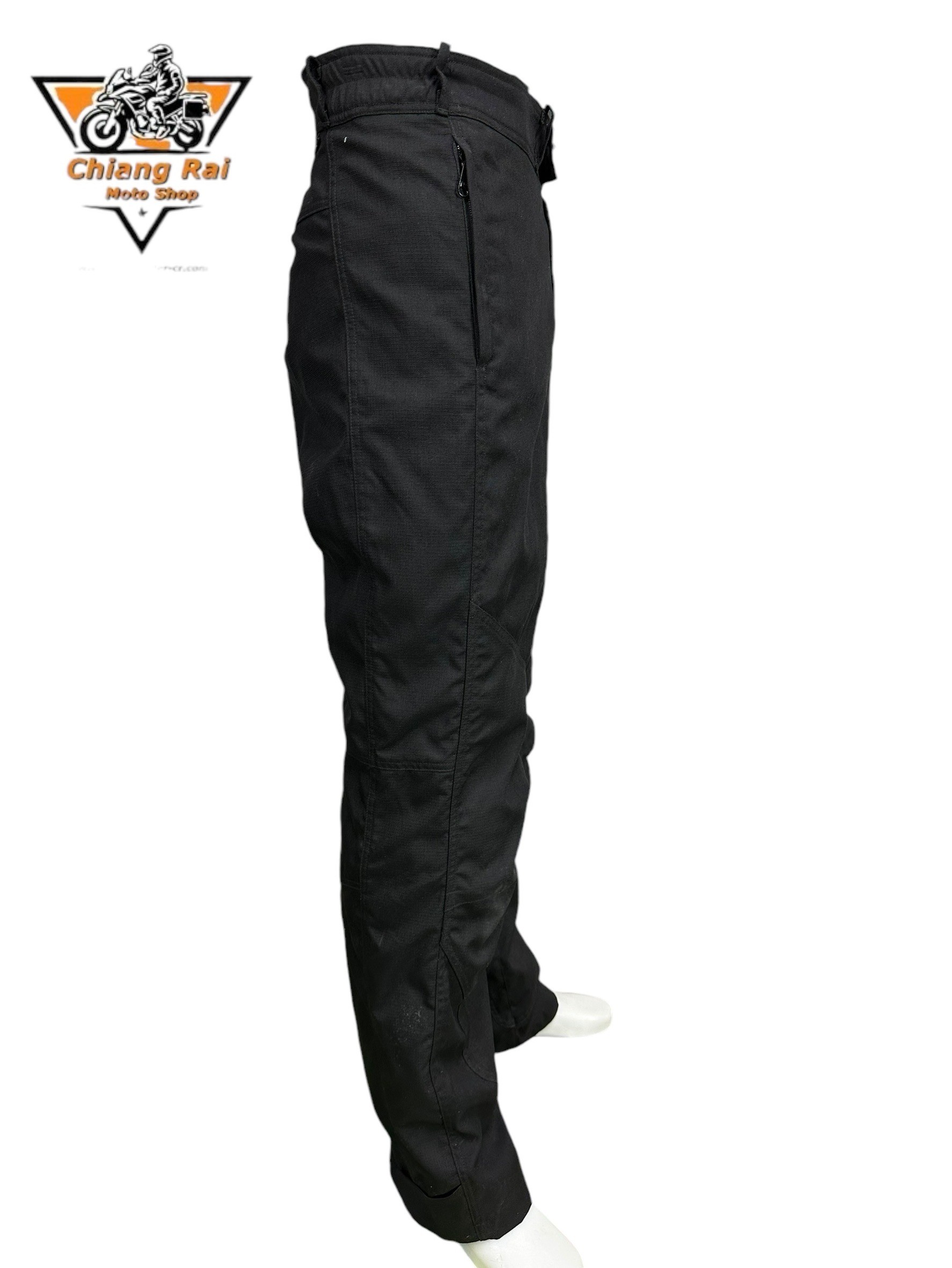 ชุดสำหรับขี่มอเตอร์ไซด์ ( มือสอง ) SET 012 ชุดทัวริ่ง เสื้อการ์ด + กางเกง ยี่ห้อ* ** BMW***