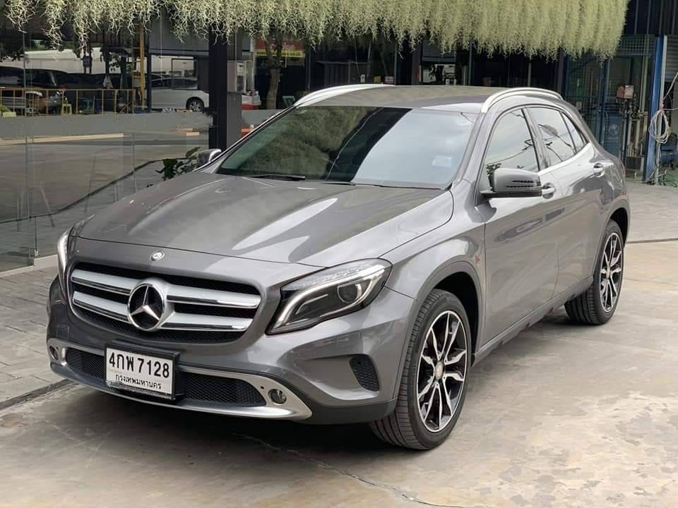 Mercedes-Benz GLA200 Urban ปี 2015
