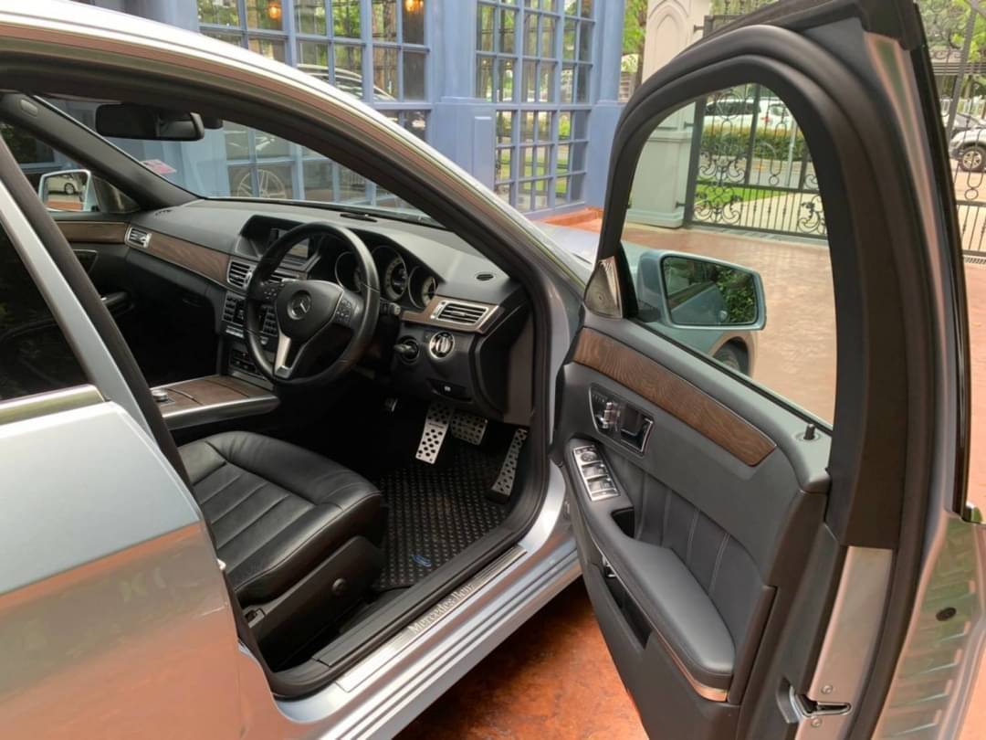 Mercedes Benz E200 ปี 2015