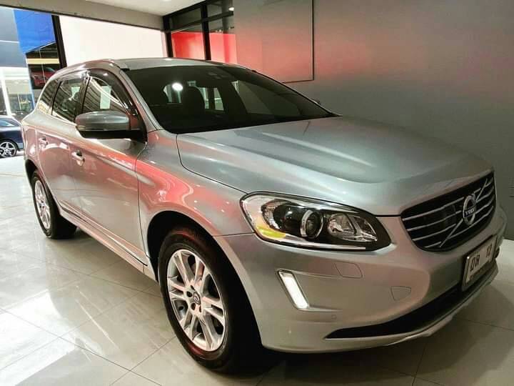 Volvo XC60 D4 Drive 2.0 V5 163 hp ปี 2014