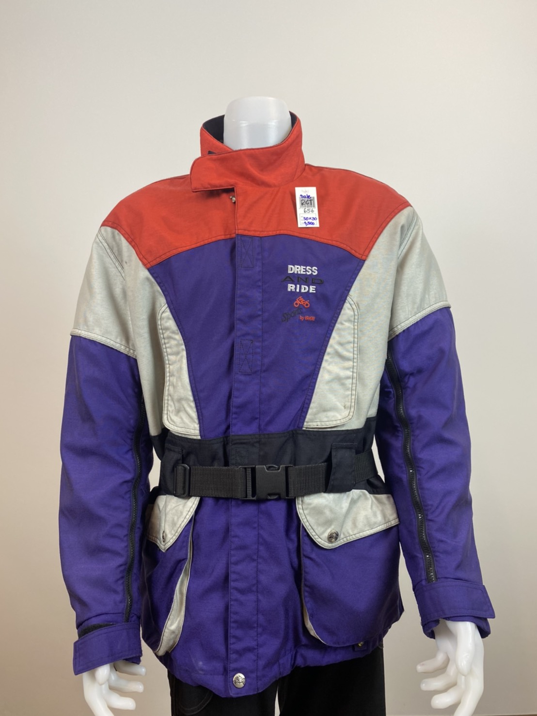 เสื้อขี่มอเตอร์ไซด์( มือสอง) RCT 656 (SALE) อก 50" ยาว 30" ยี่ห้อ ** BMW**