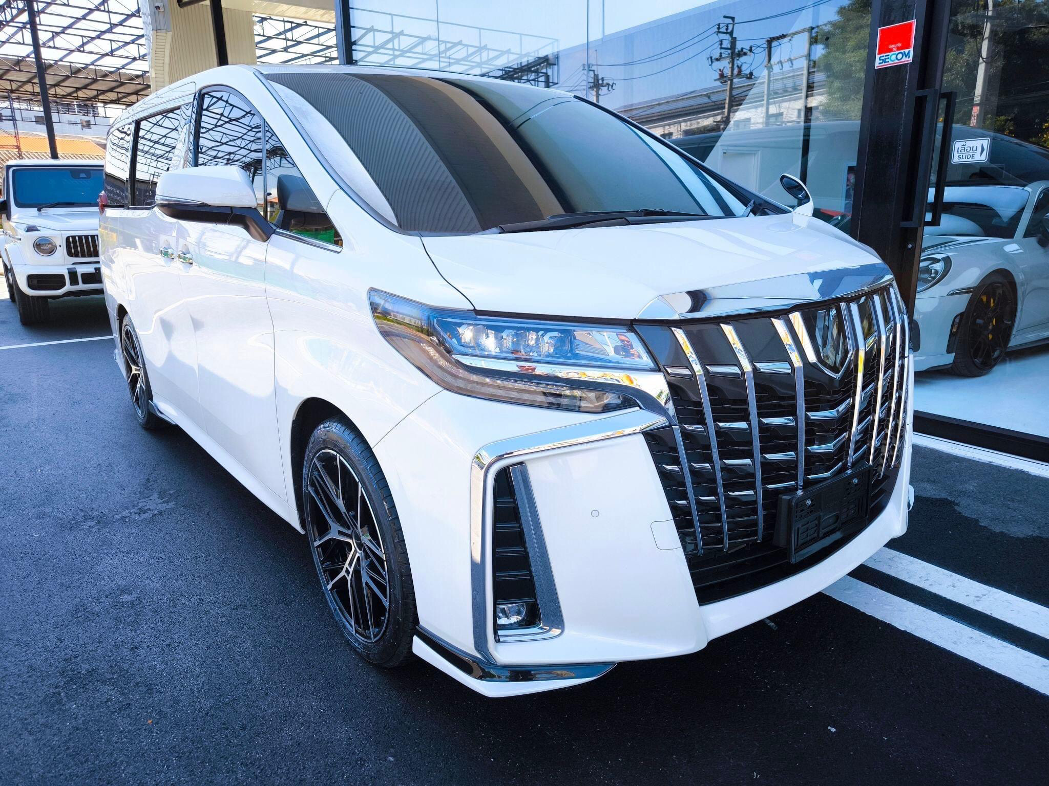 TOYOTA ALPHARD 2.5 SC PACKAGE ปี 2023
