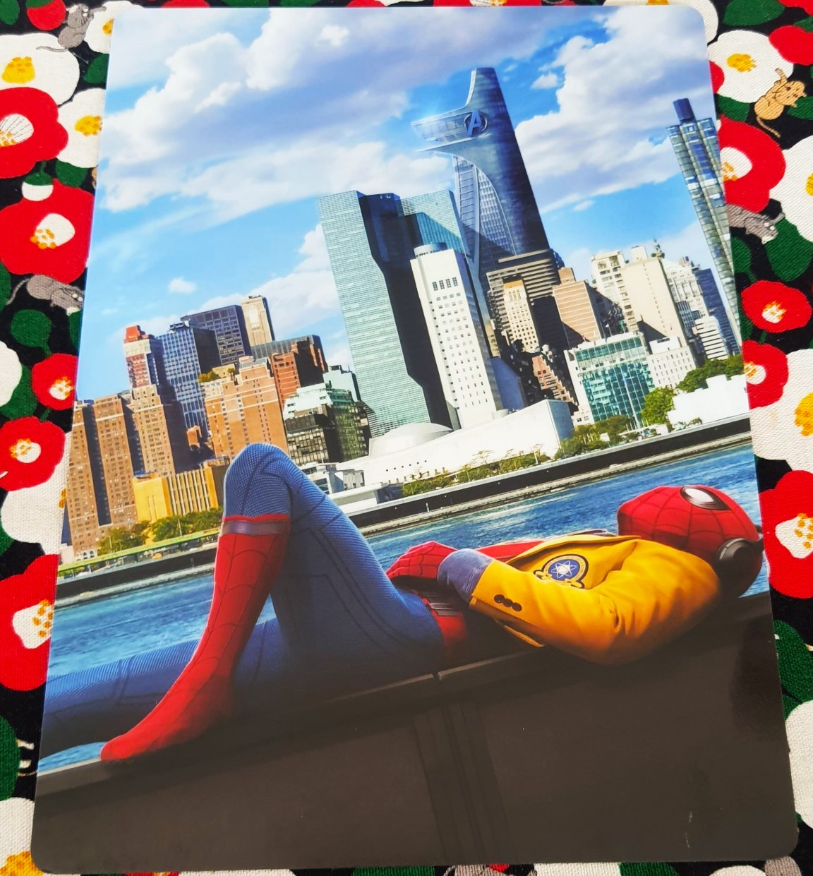 Spiderman แผ่นรองเขียน แผ่นรองตัด จากญี่ปุ่น Size : 18 x 25.5 cm MADE IN JAPAN