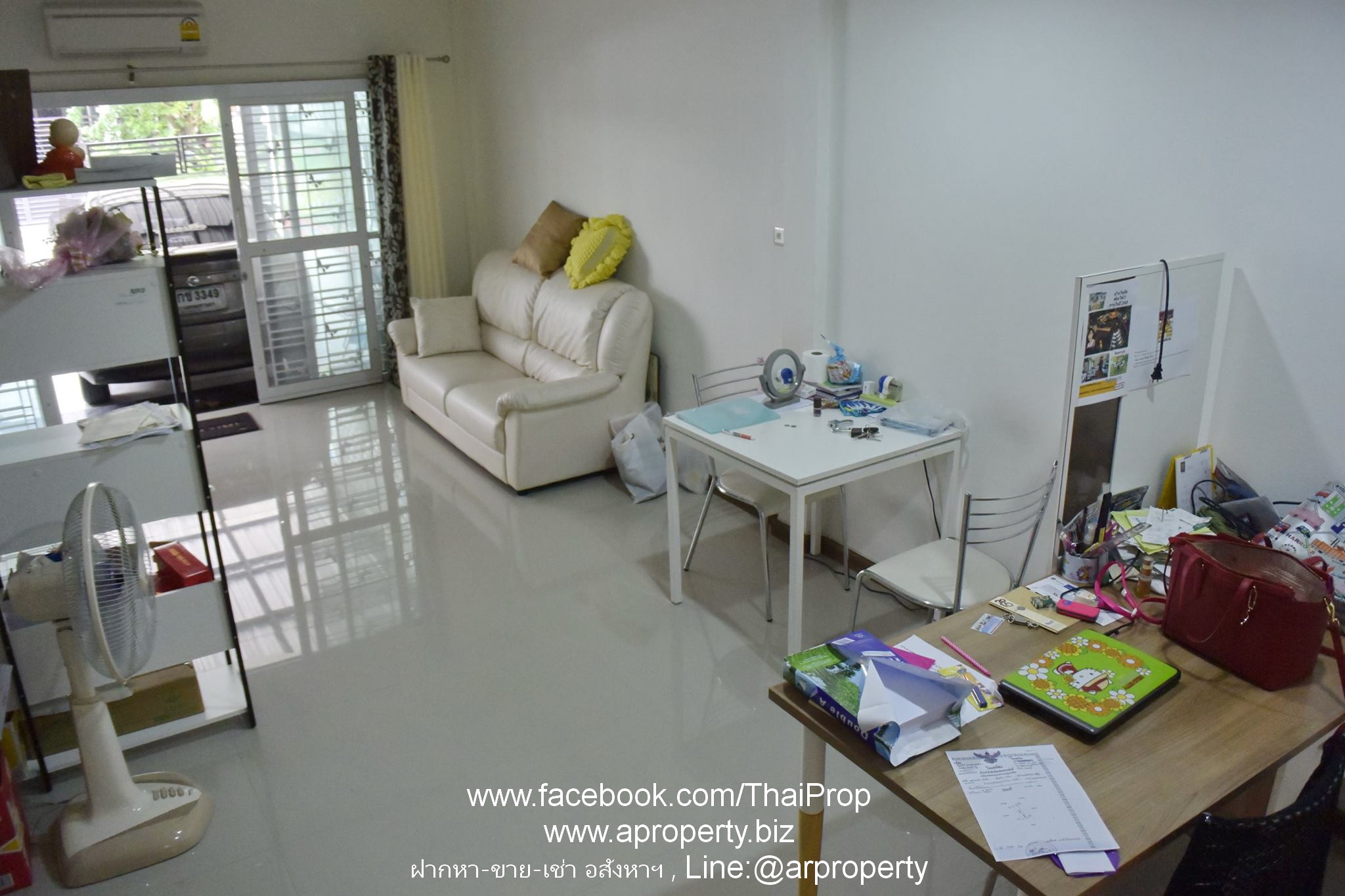 ให้เช่าท/ฮ 2 ชั้น เรวดี 61 ใกล้รถไฟฟ้าหลายสถานี