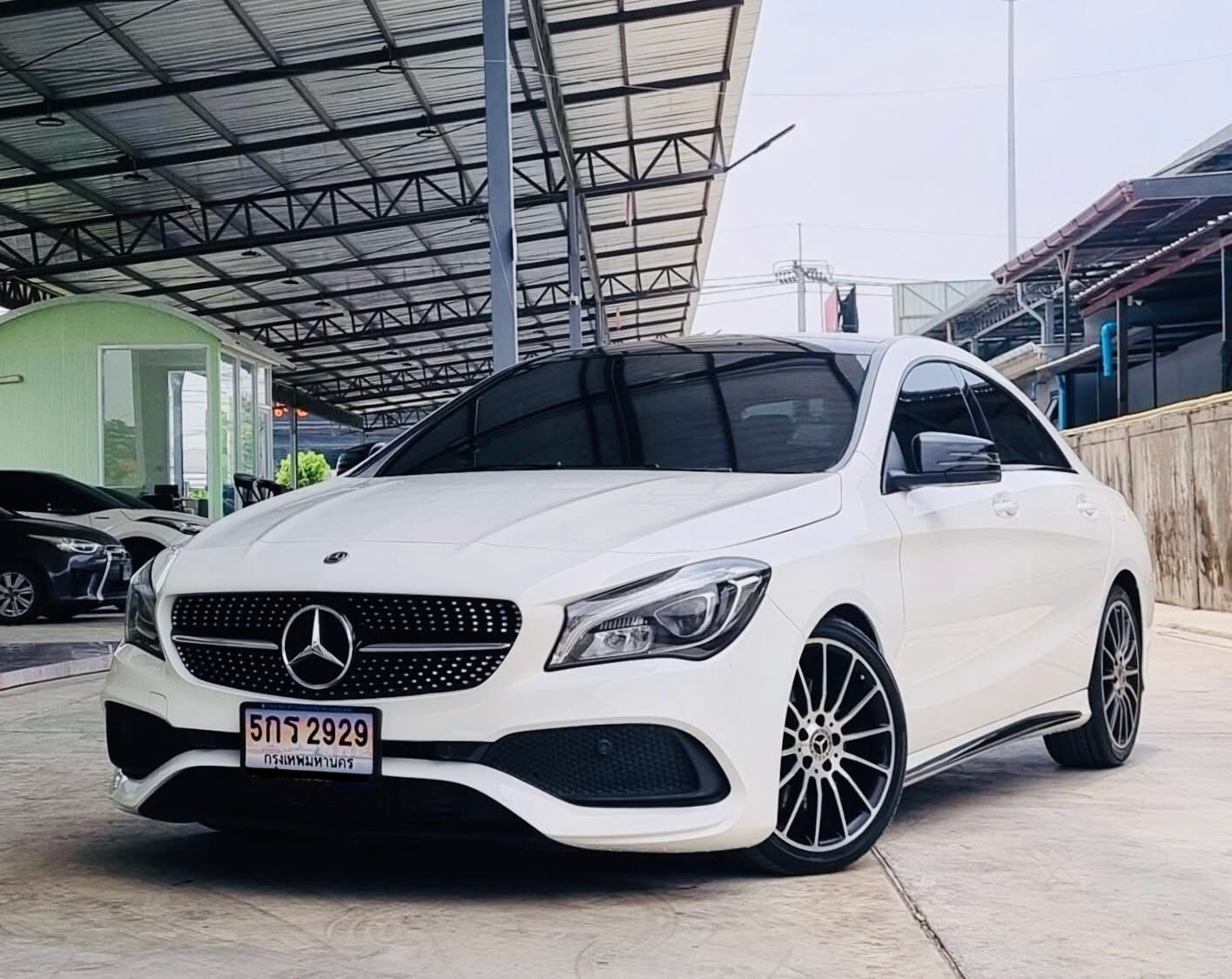Mercesdes Benz CLA250 AMG Dynamic White Art Edition W117 ปี 2019