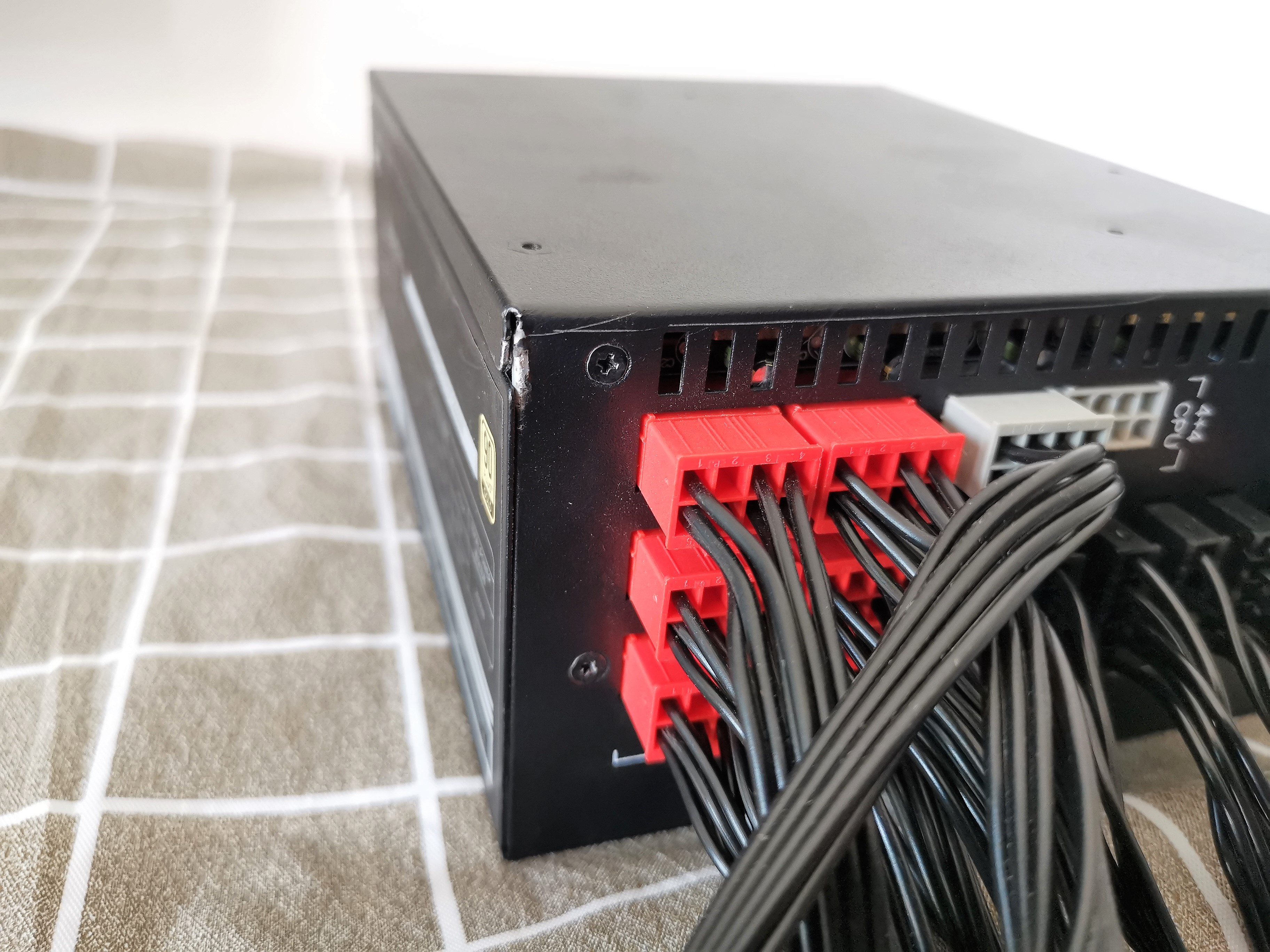 PSU Miner HKC 2000W (90+ Gold)