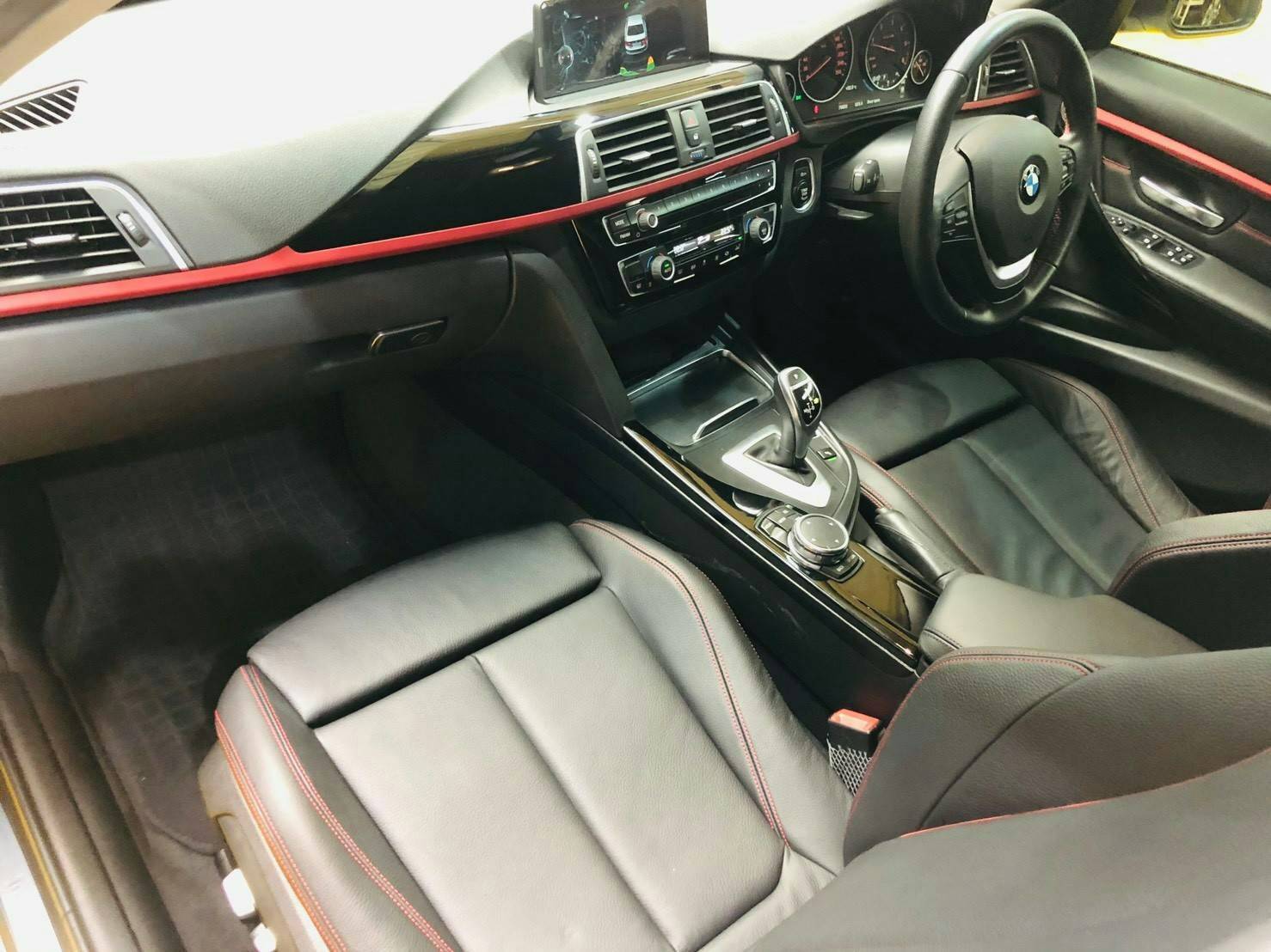BMW 320d SPORT LCI ปี2016