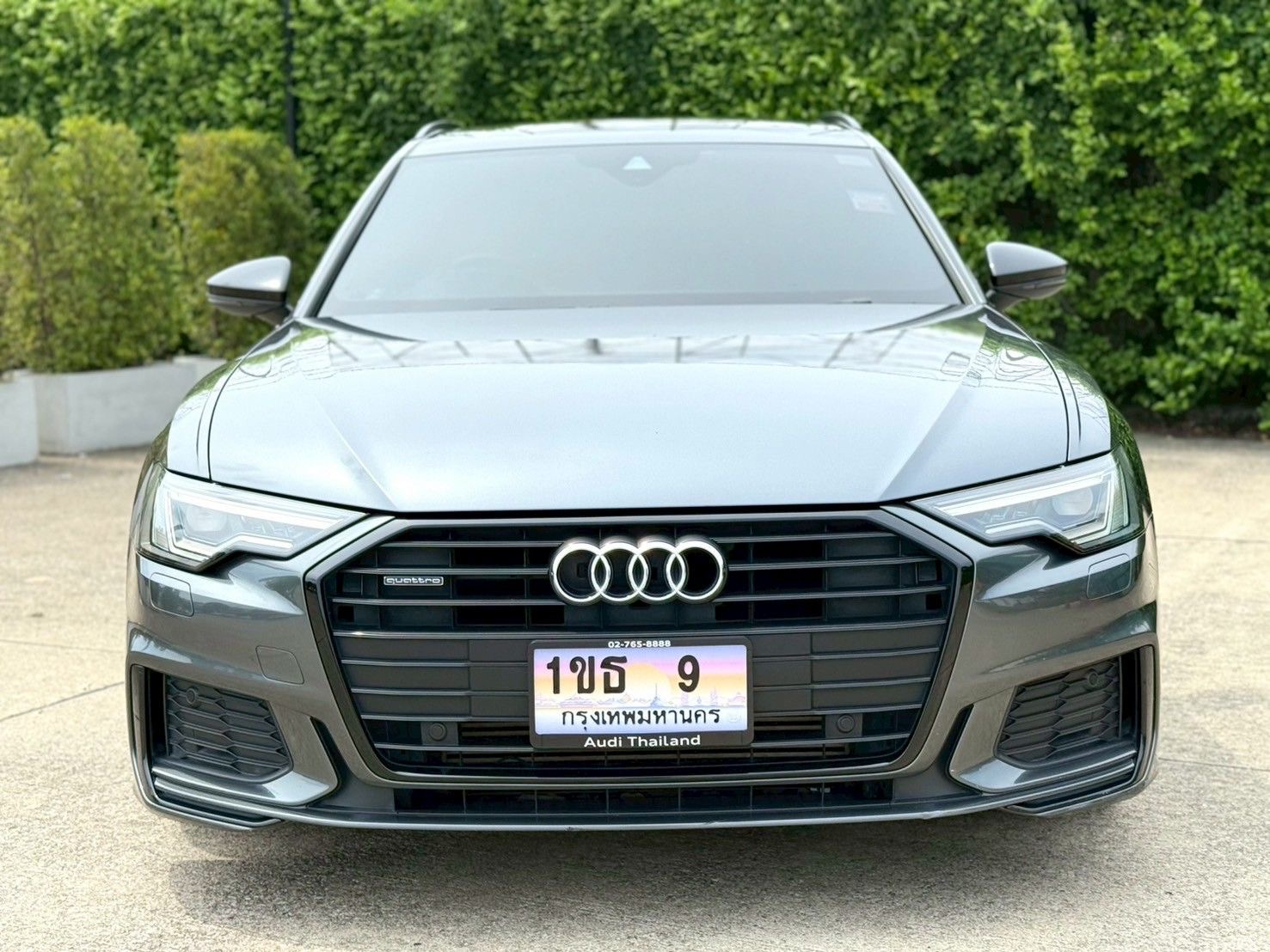 Audi A6 Avant 45 TFSI S-line Black Edition ปี 2020 สีเทา