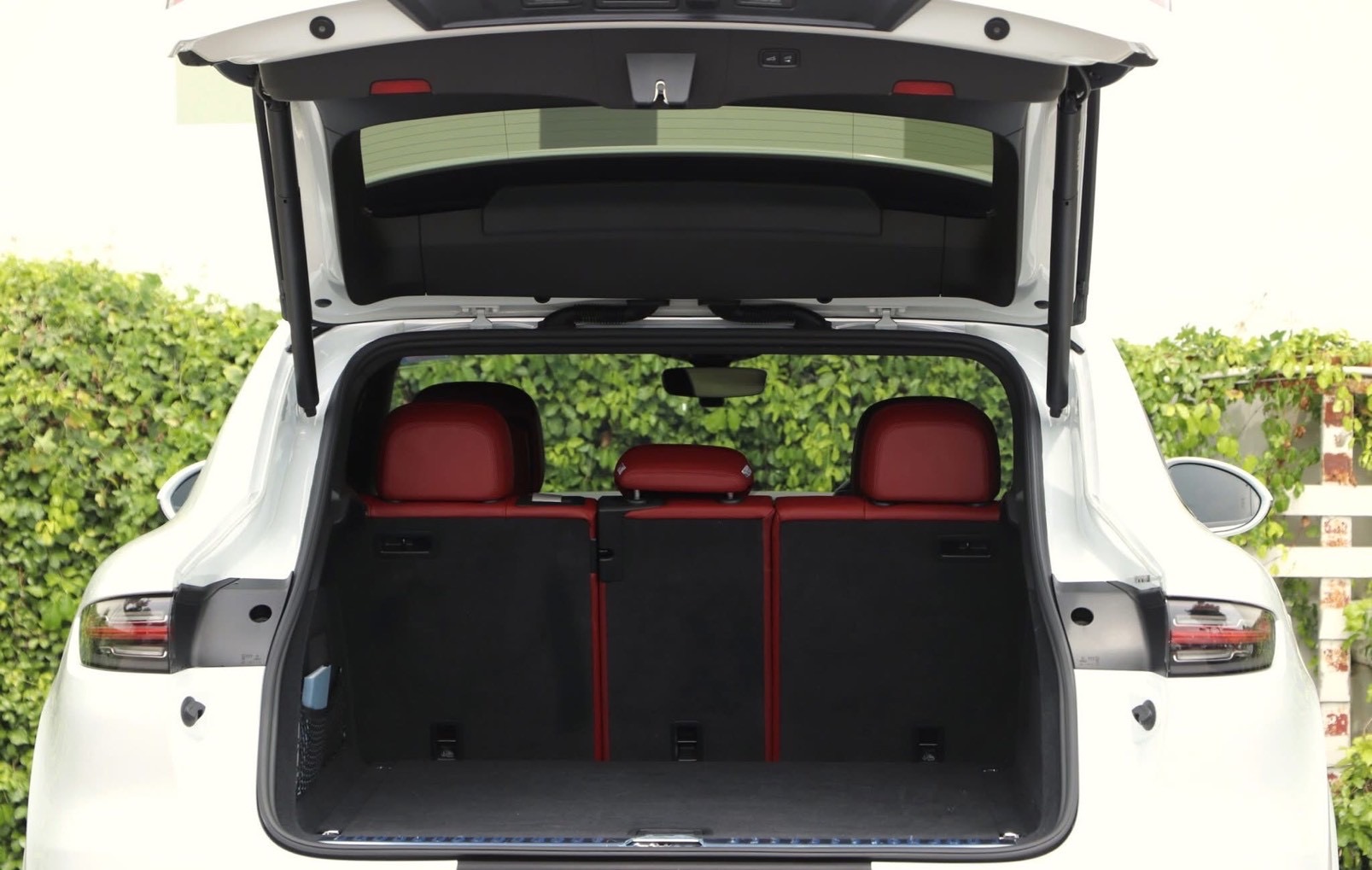 PORSCHE CAYENNE COUPE PLATINIUM EDITION E-HYBRID ปี2023