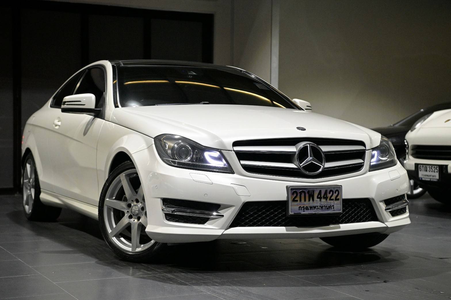 Mercedes-Benz C180 Coupe ปี 2013