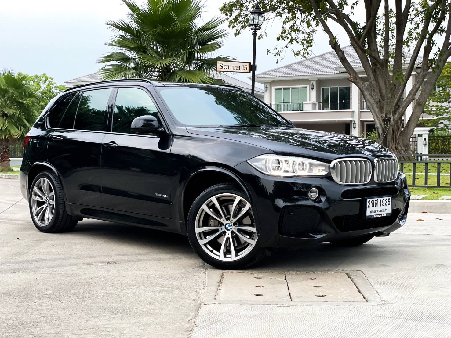 BMW X5 xDrive40e M-sport F15 ปี 2017