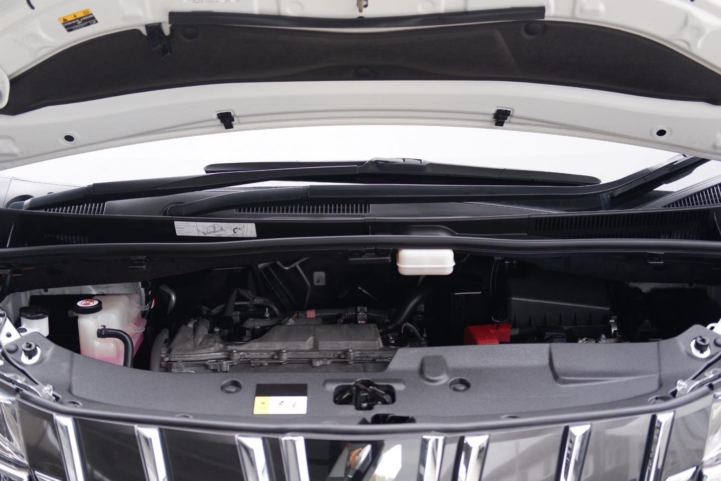 TOYOTA Alphard 2.5 SC Package Topสุด ปี 2023