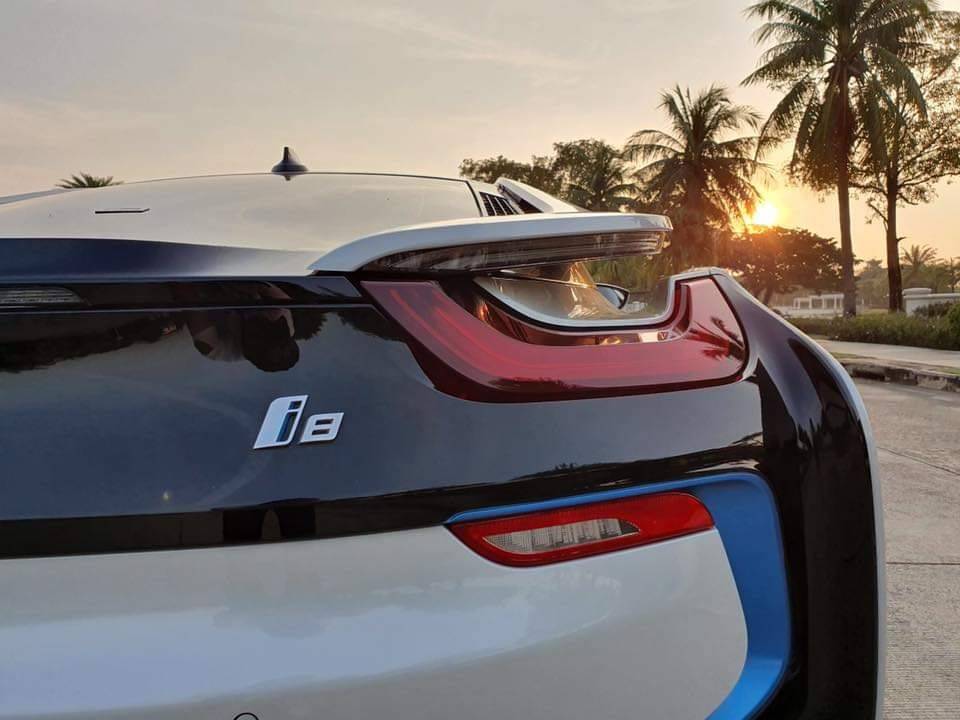 BMW i8 ปี 2015