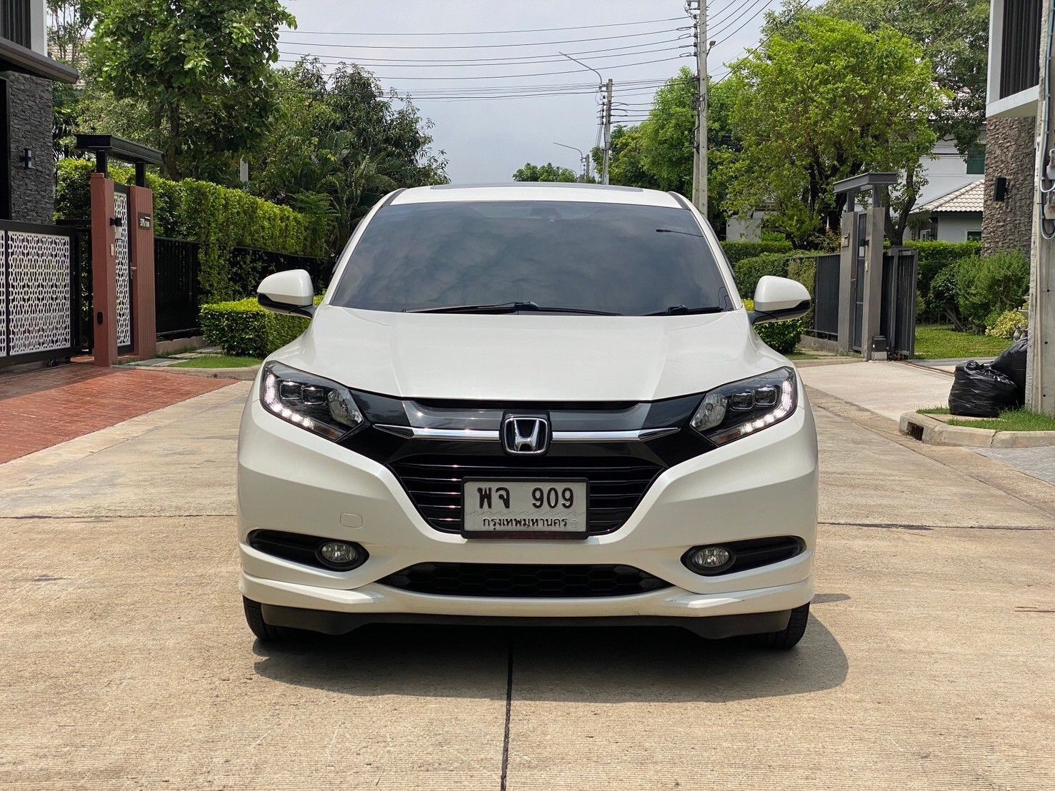 HONDA HRV 1.8 EL หลังคาแก้ว ปี 2015