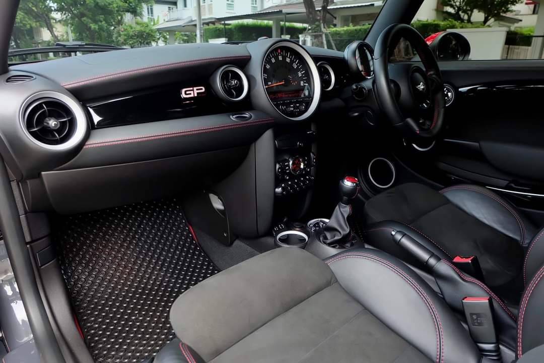 Mini JCW GP2 1 of 2000 Limited ปี 2014