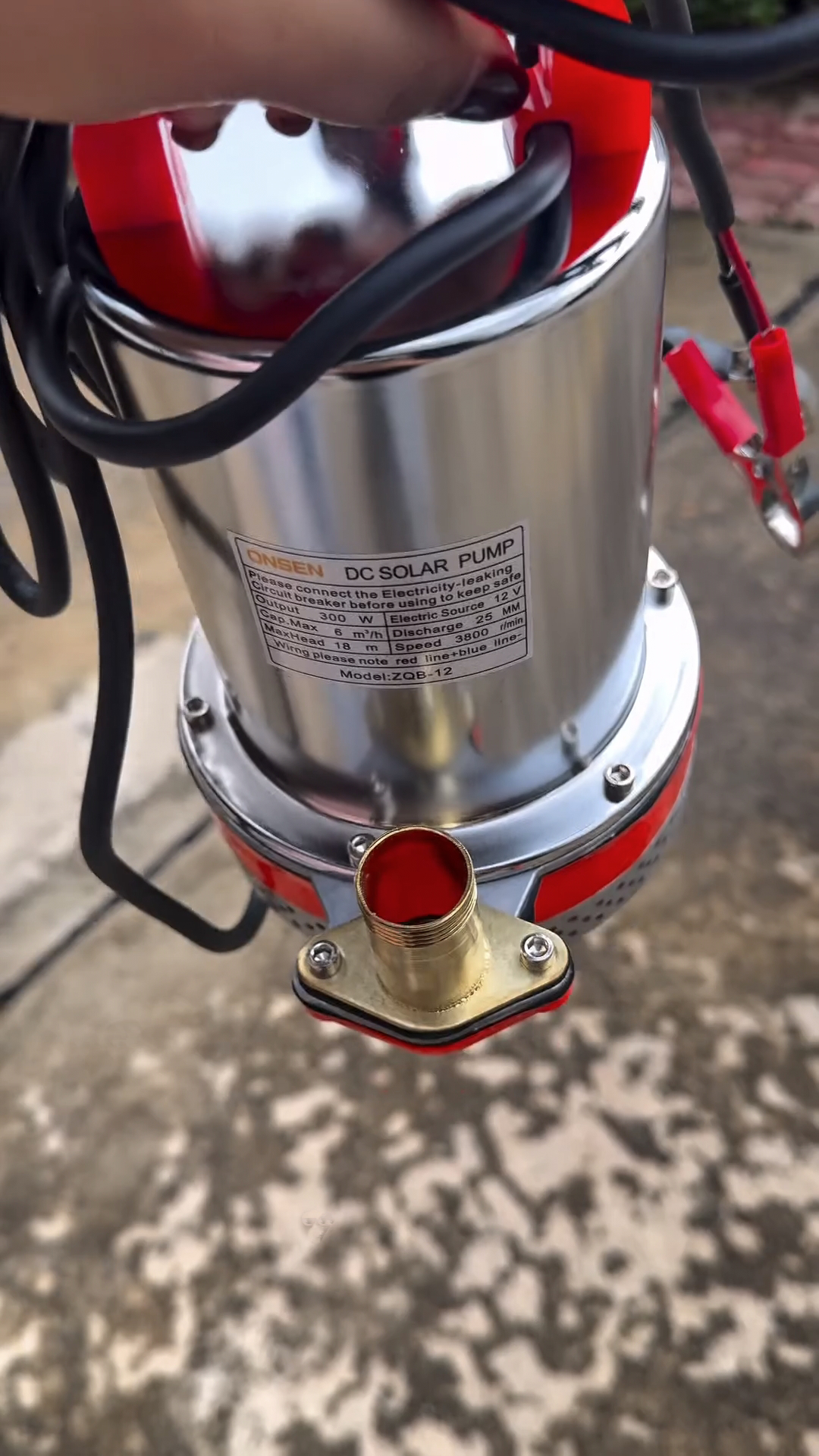 ไดโว่แบตเตอรี่ ยี่ห้อ Onsen 12V ท่อเดียว 1 นิ้ว สายไฟยาว 5 เมตร