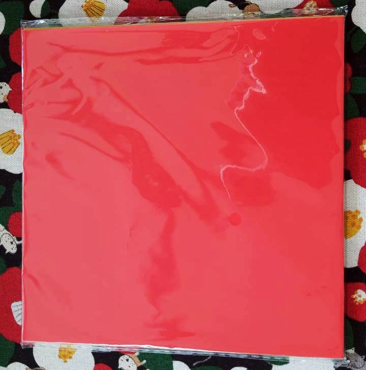 Origami paper กระดาษพับ โอริกามิ Size : 15 x 15 cm จากญี่ปุ่น คละสี 50 แผ่น