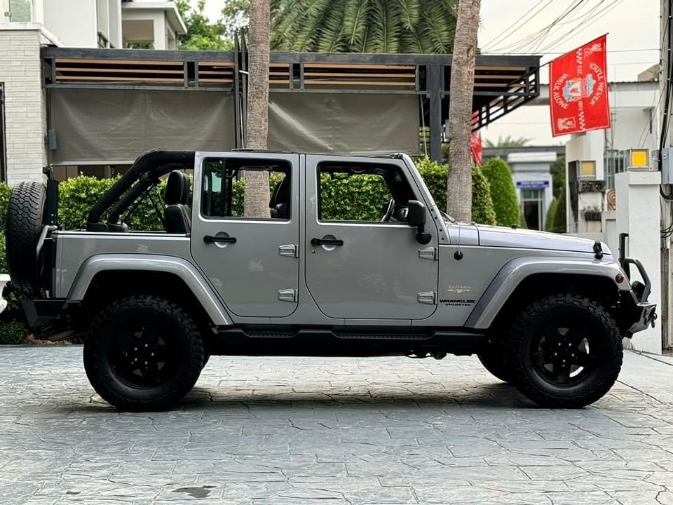 JEEP Wrangler Sahara 2.8 Crd ดีเซล ( JK ) 4wd Ultimate ปี 2014