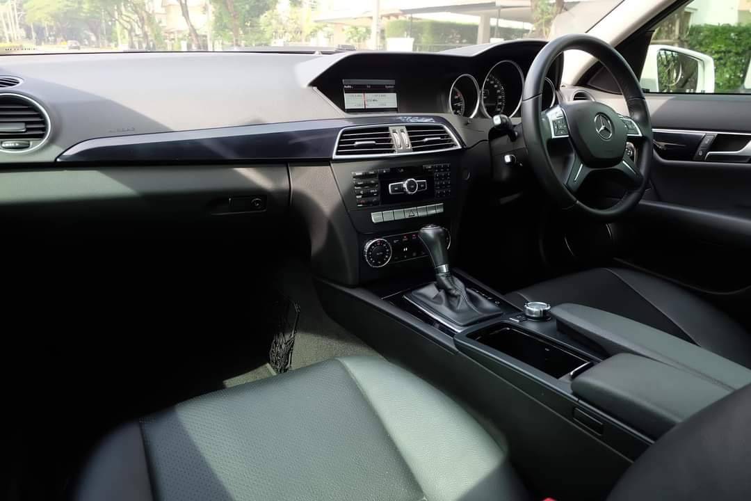 Mercedes Benz W204 C200 CGI ปี 2014