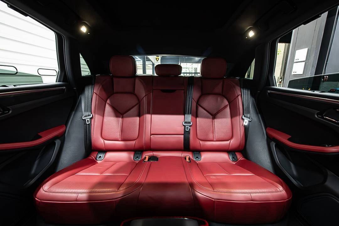 Porsche Macan ปี 2023