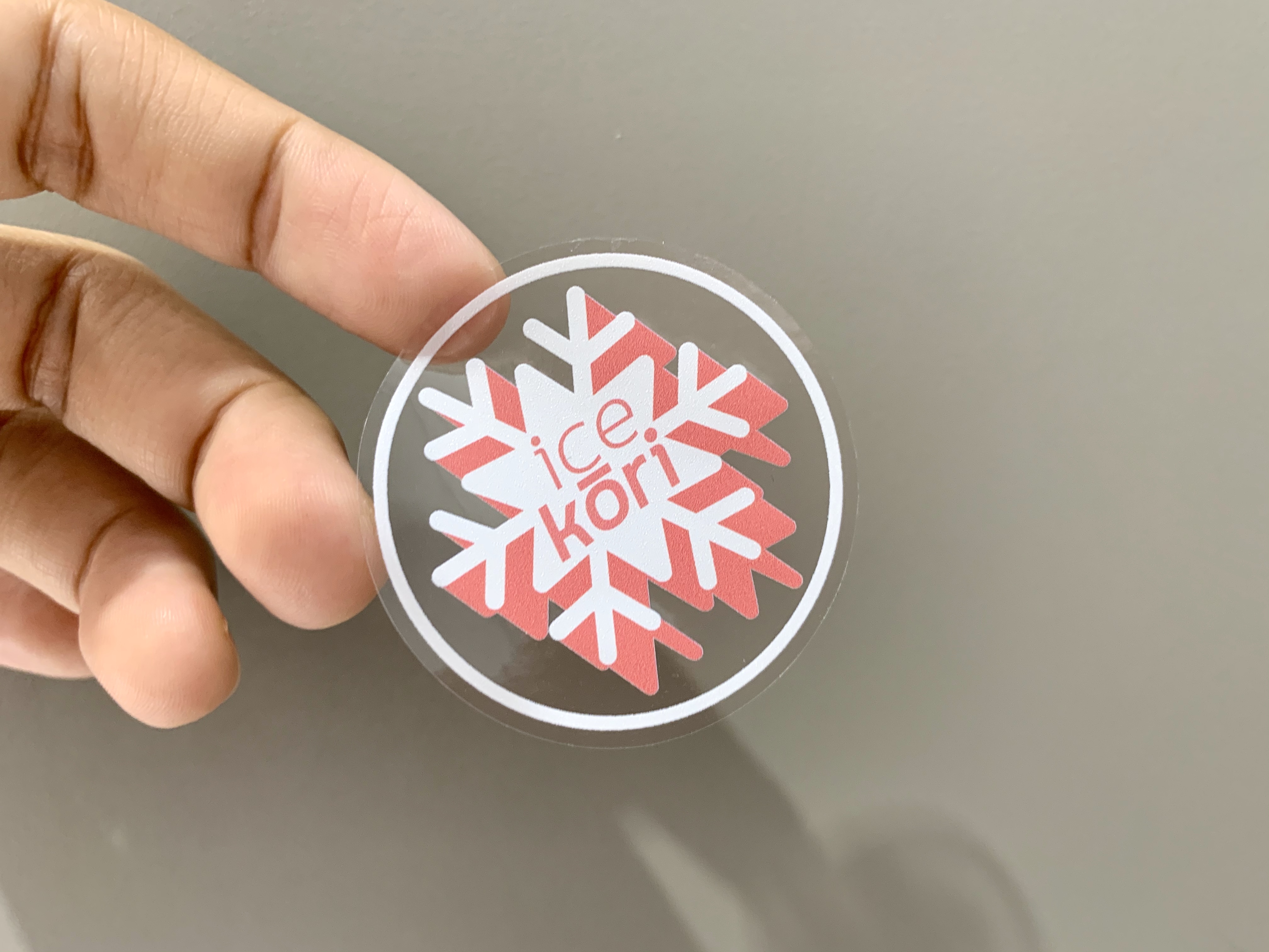 สติ๊กเกอร์ใสรองพื้นหมึกขาว หมึกขาว พิมพ์หมึกขาว