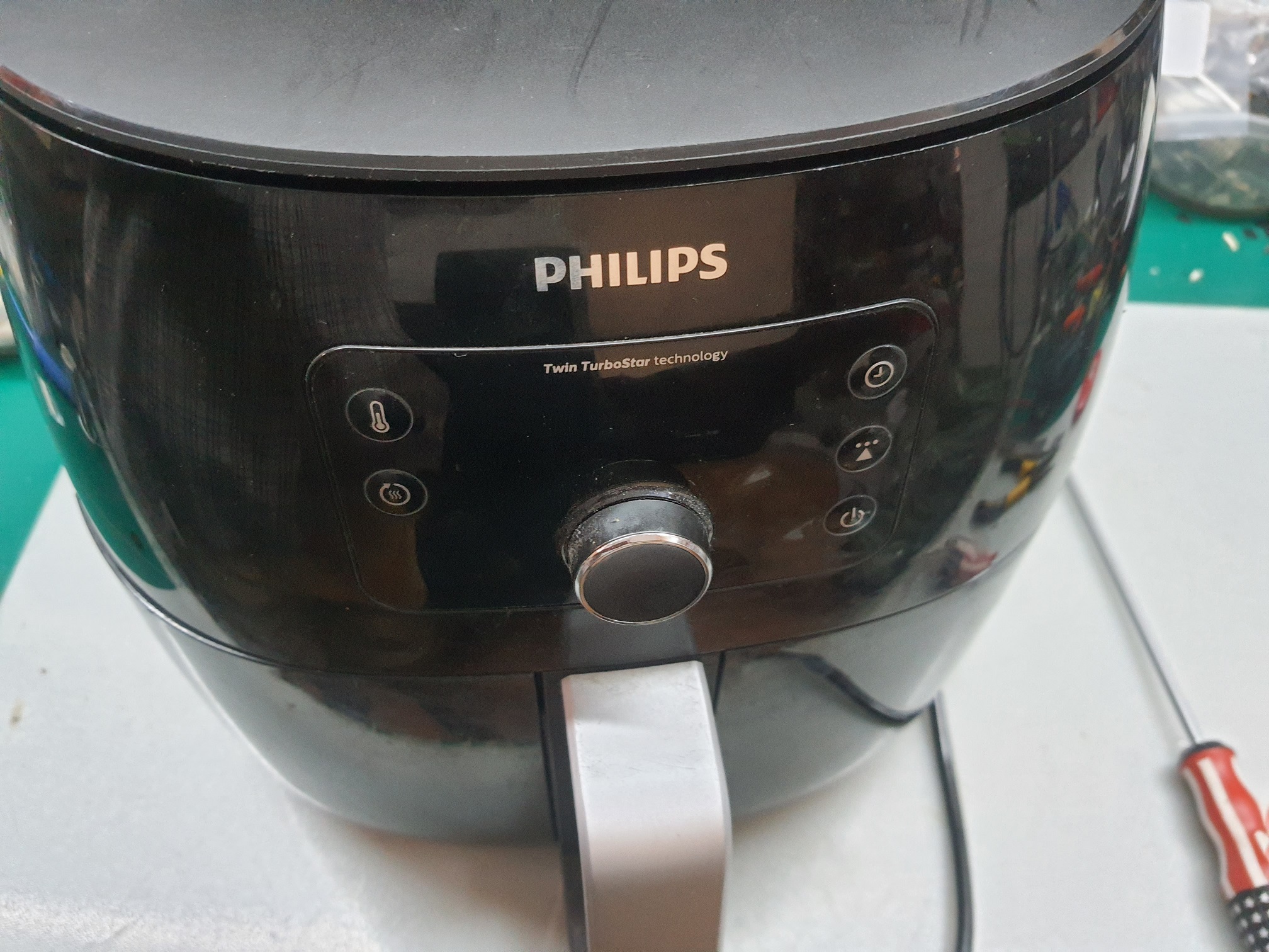 ซ่อมหม้อทอดไร้น้ำมัน ยี่ห้อ PHILIPS รุ่น HD9650 อาการไม่ร้อน