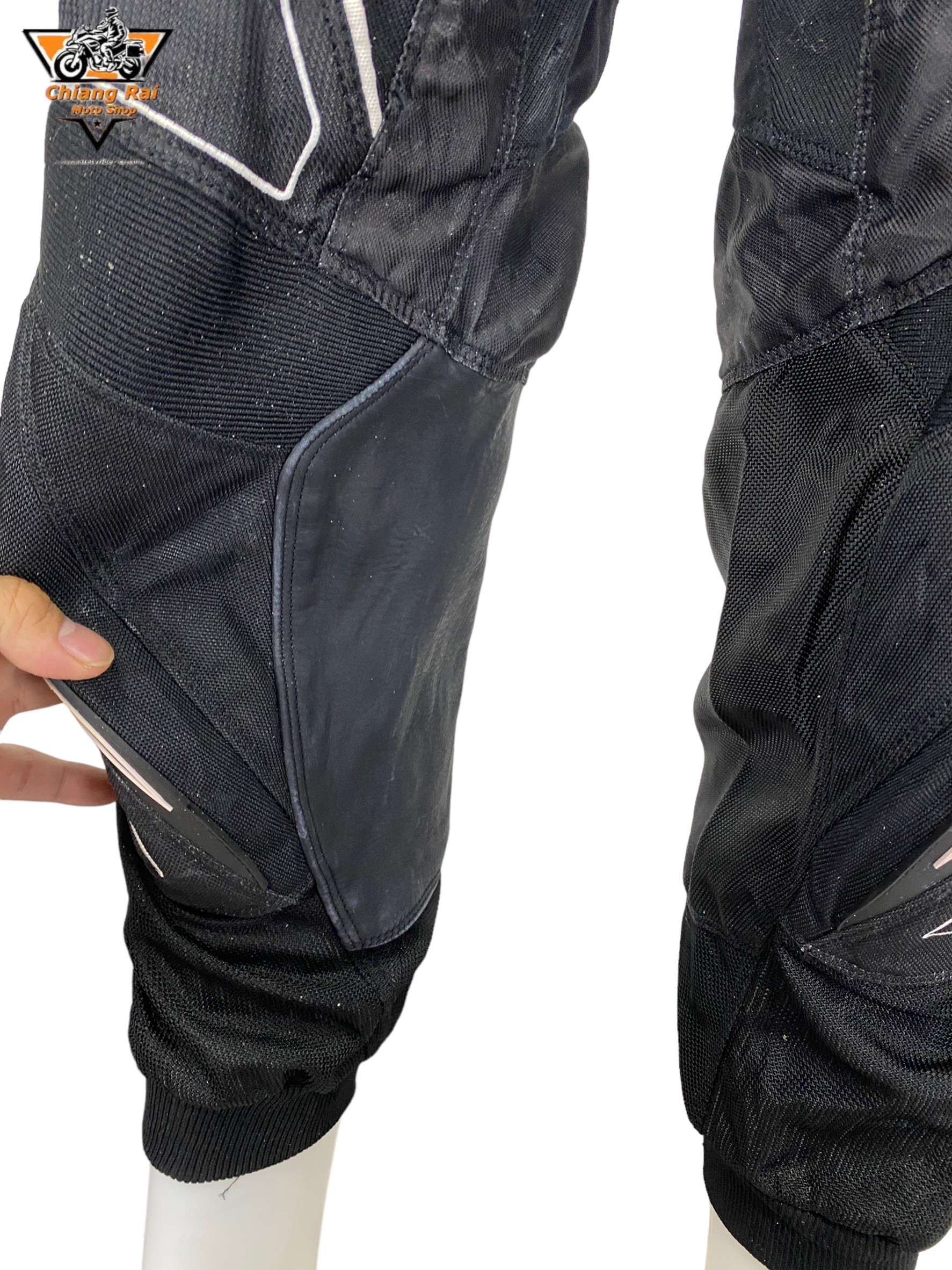 กางเกงขี่มอเตอร์ไซด์ ( มือสอง ) E&A 548: เอว 32" ยาว 26" **IISHIFT**