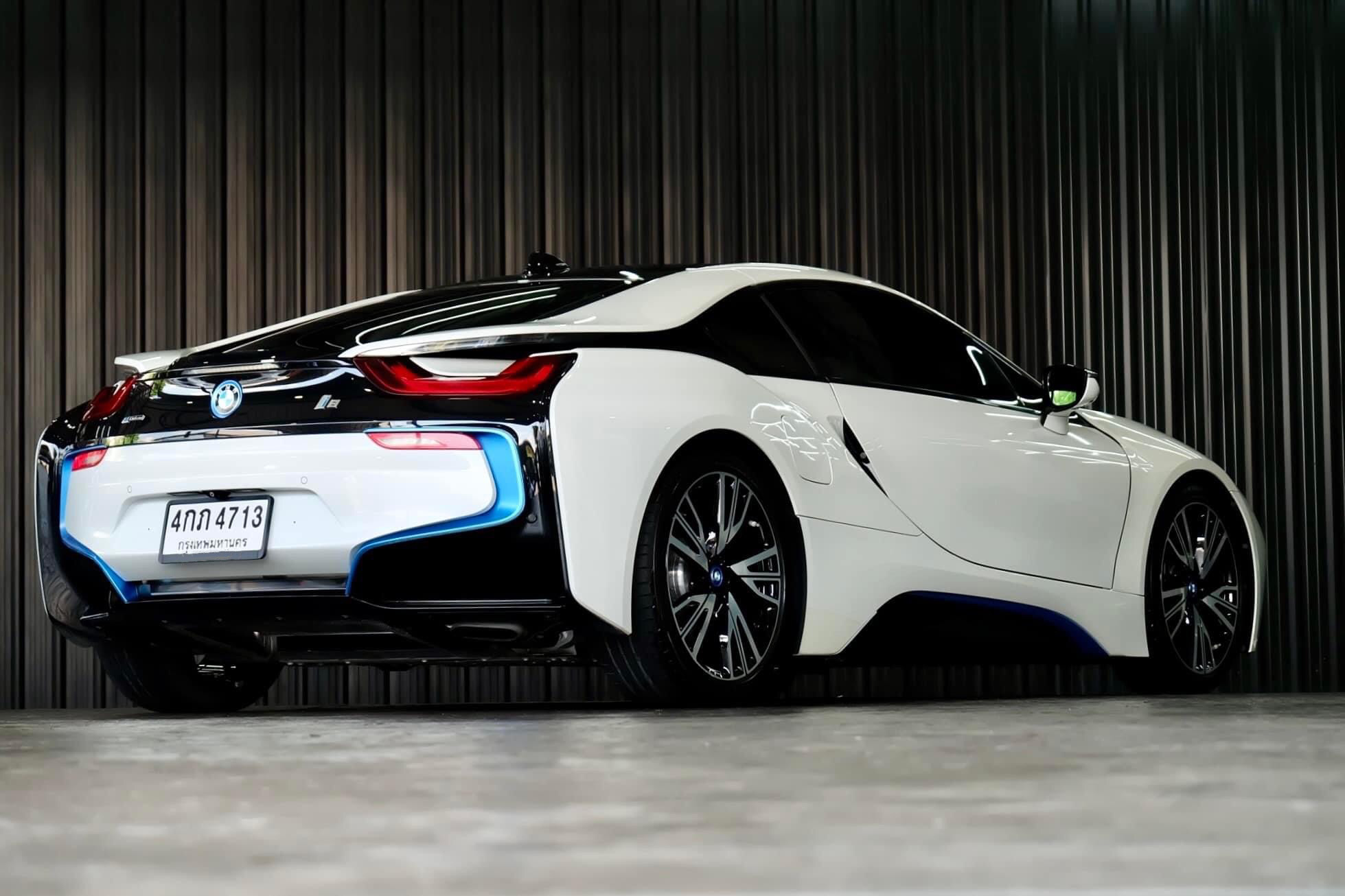 Bmw i8 Coupe Pure Impulse ปี 2015