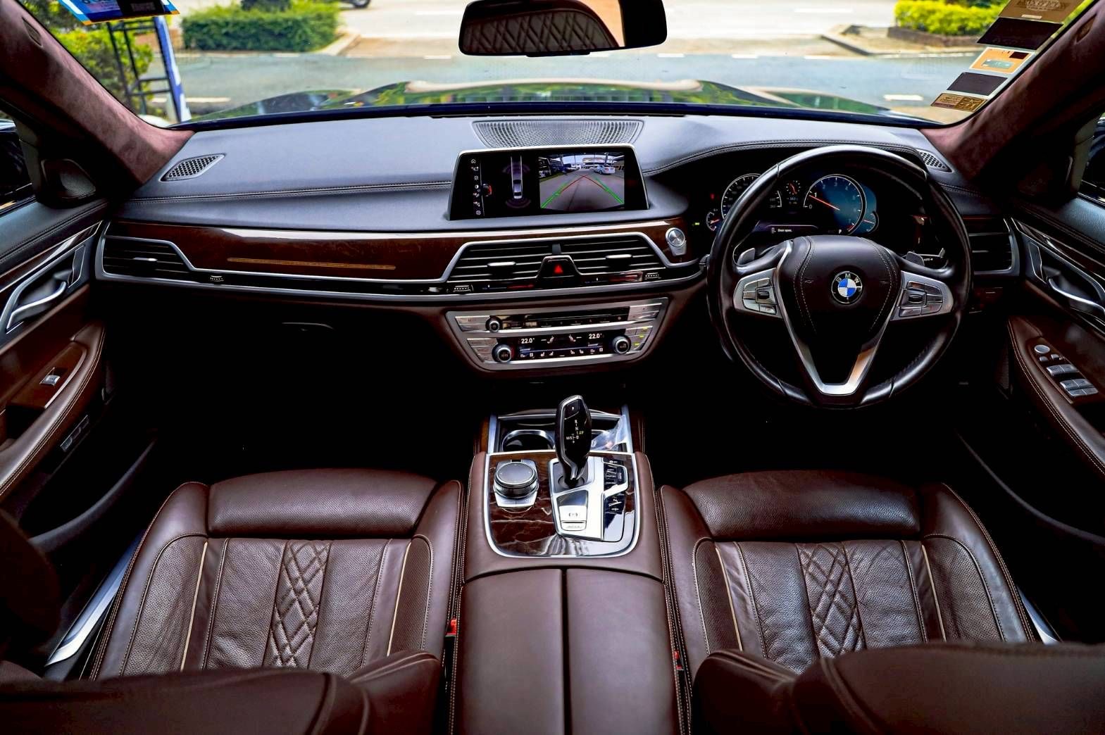 BMW 740LI ปี 2016