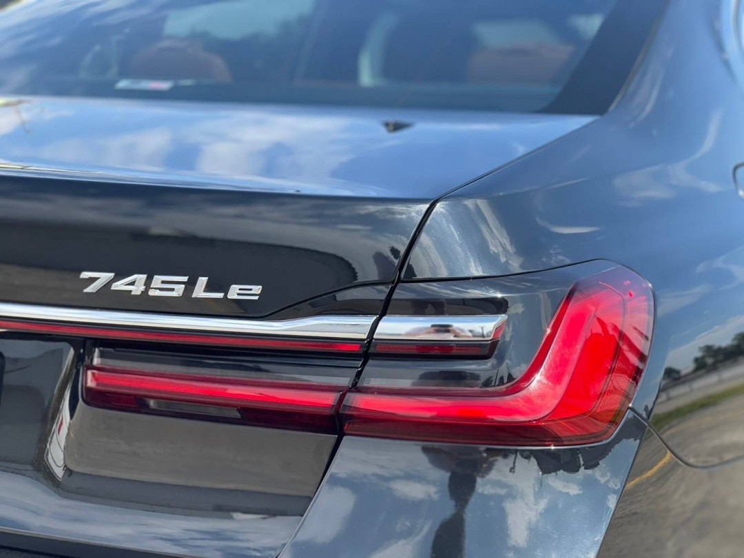 BMW 745Le xDrive M Sport G12 LCI ปี 2019 จด 2021