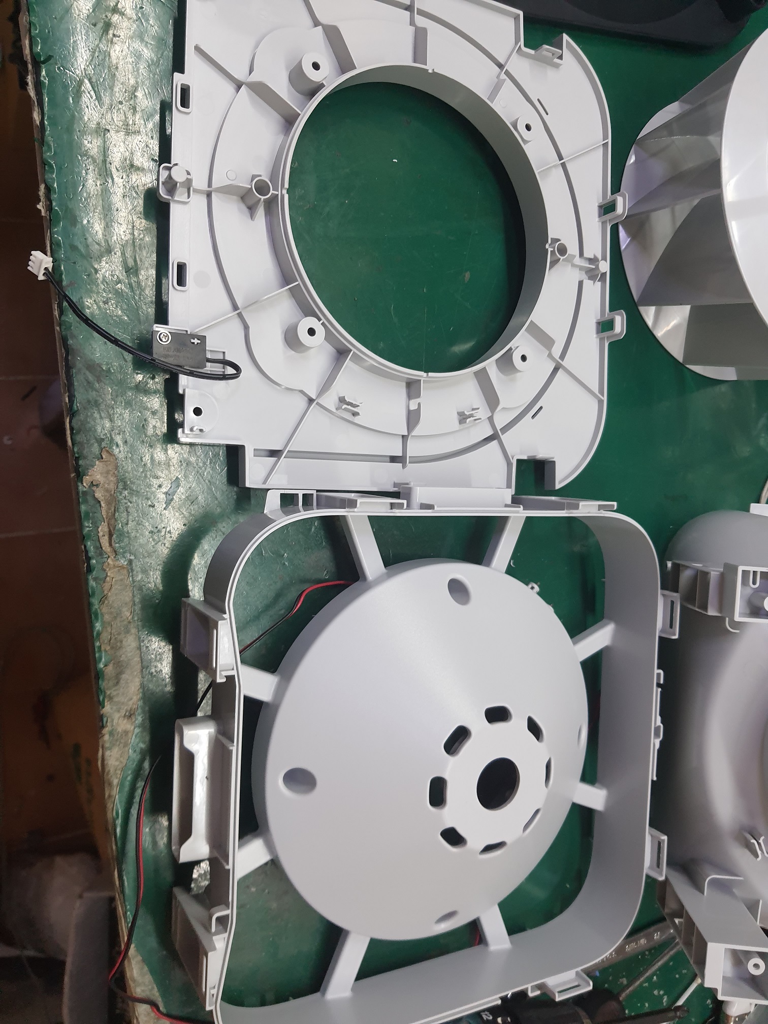 ล้างเครื่องฟอกอากาศ ยี่ห้อ Xiaomi รุ่น 4Pro