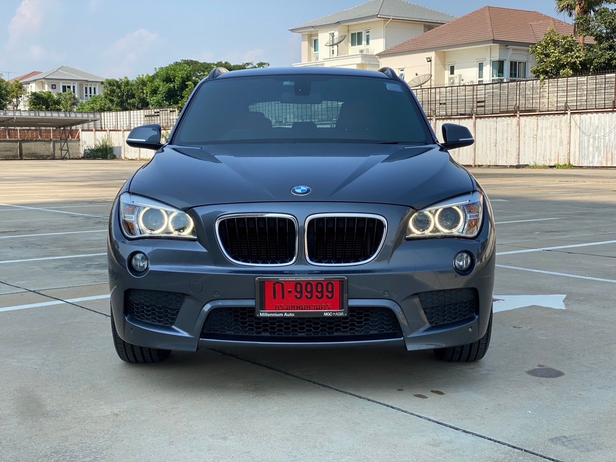 Bmw X1 sDrive18i M Sport ปี 2015 สี เทา