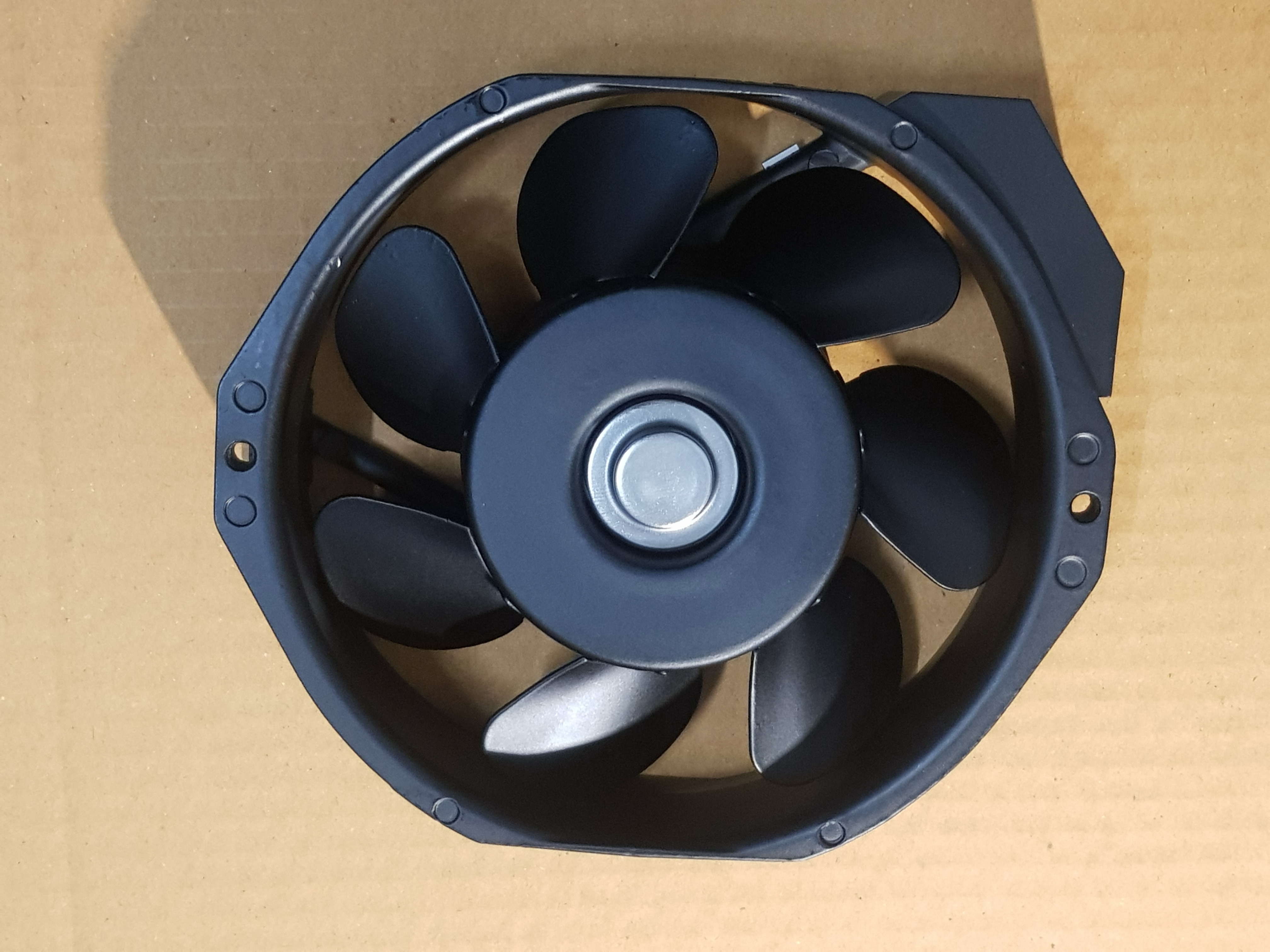 พัดลมใบพัดเหล็ก 5915PC-20W-B20-S11 5915PC-20W-B20-S12 5915PC-20W-B20