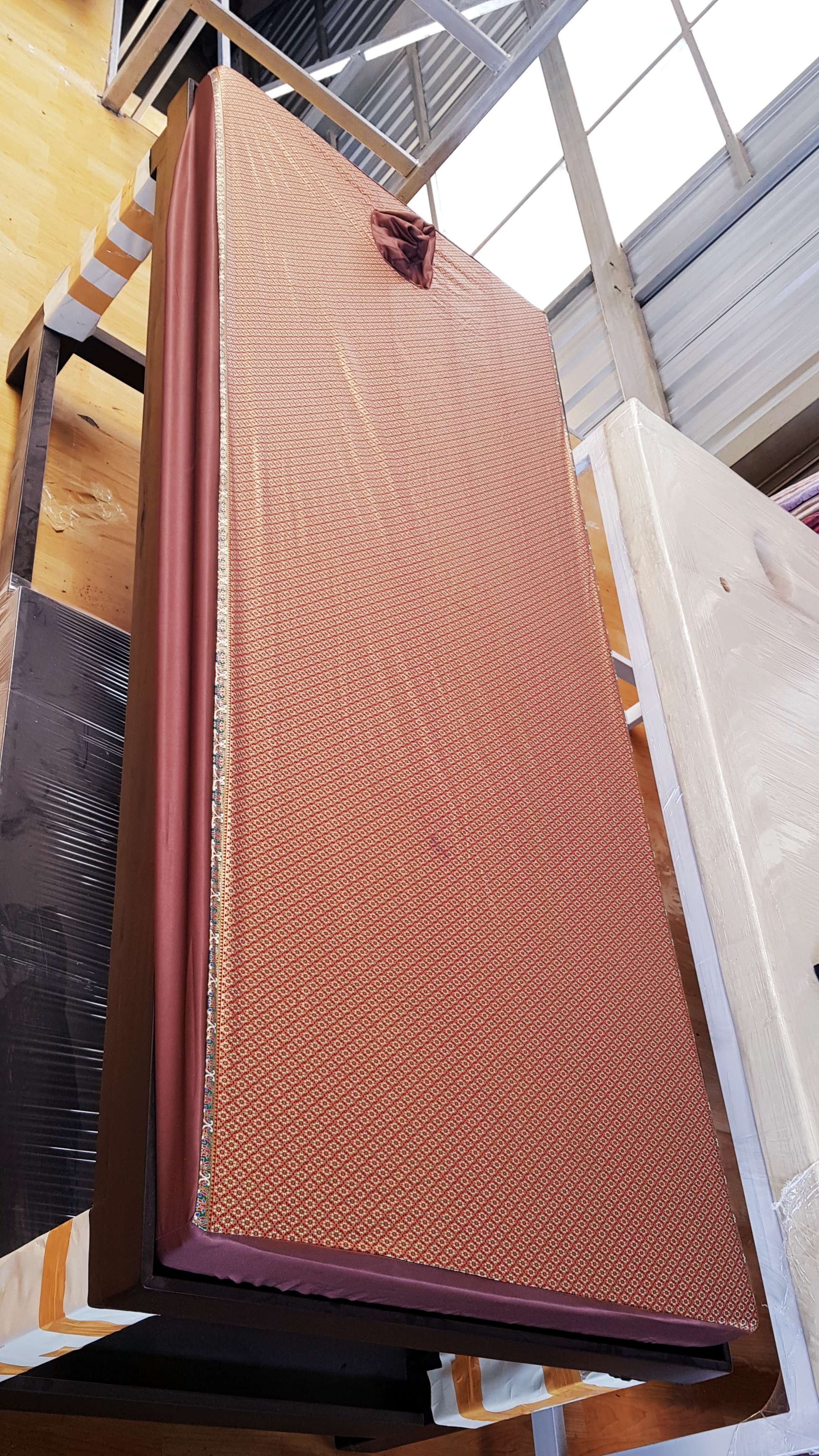 ผ้าปูเบาะสปา ผ้าพิมพ์ทองลายไทย