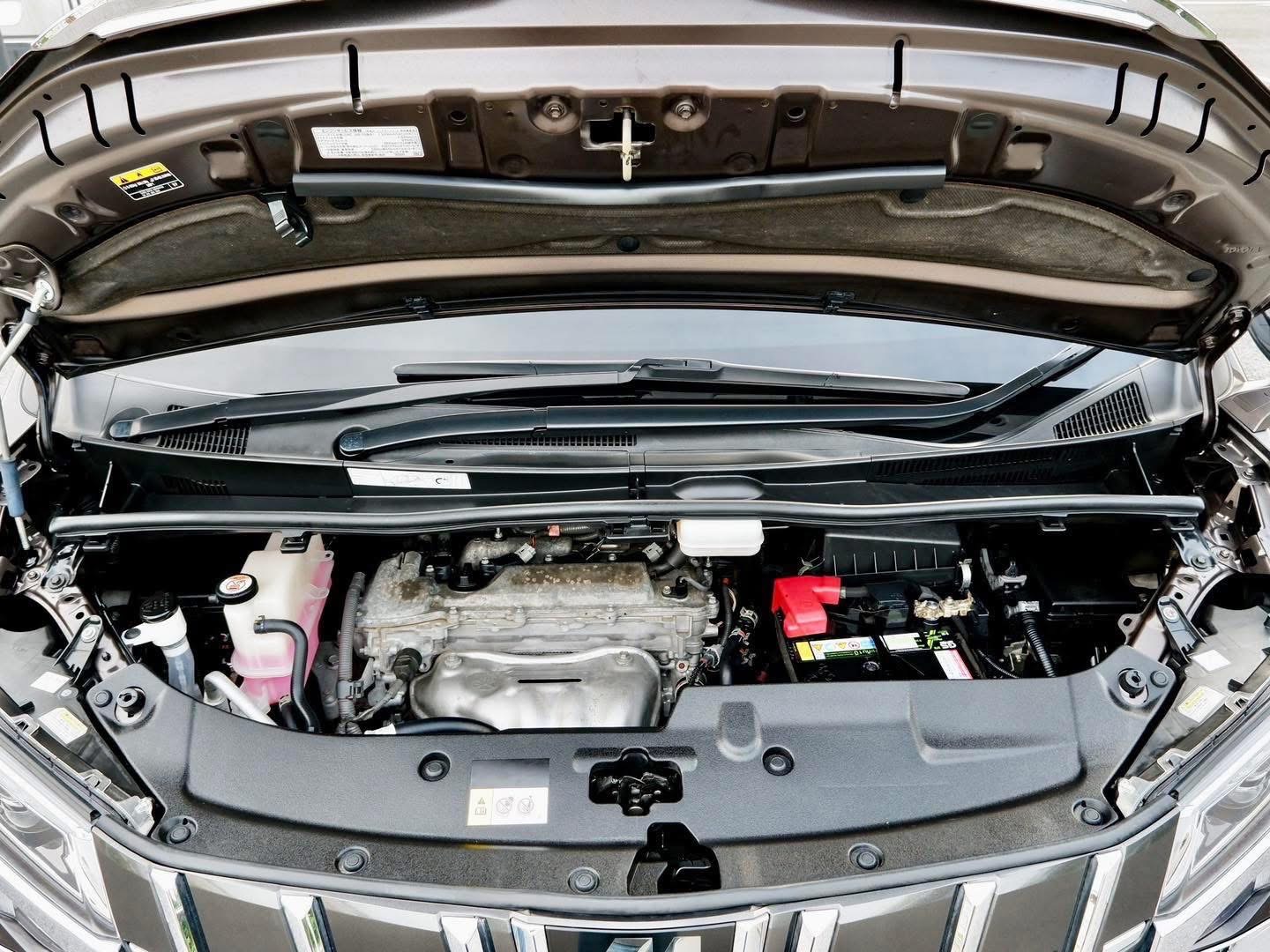 Toyota Alphard 2.5 SC Package จดทะเบียนปี 2021