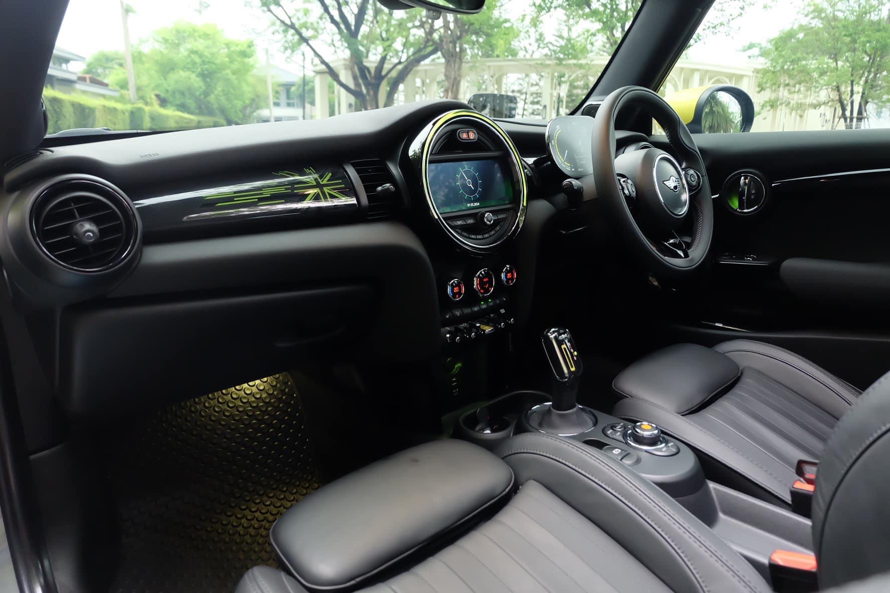 Mini Cooper SE LCI ปี 2021