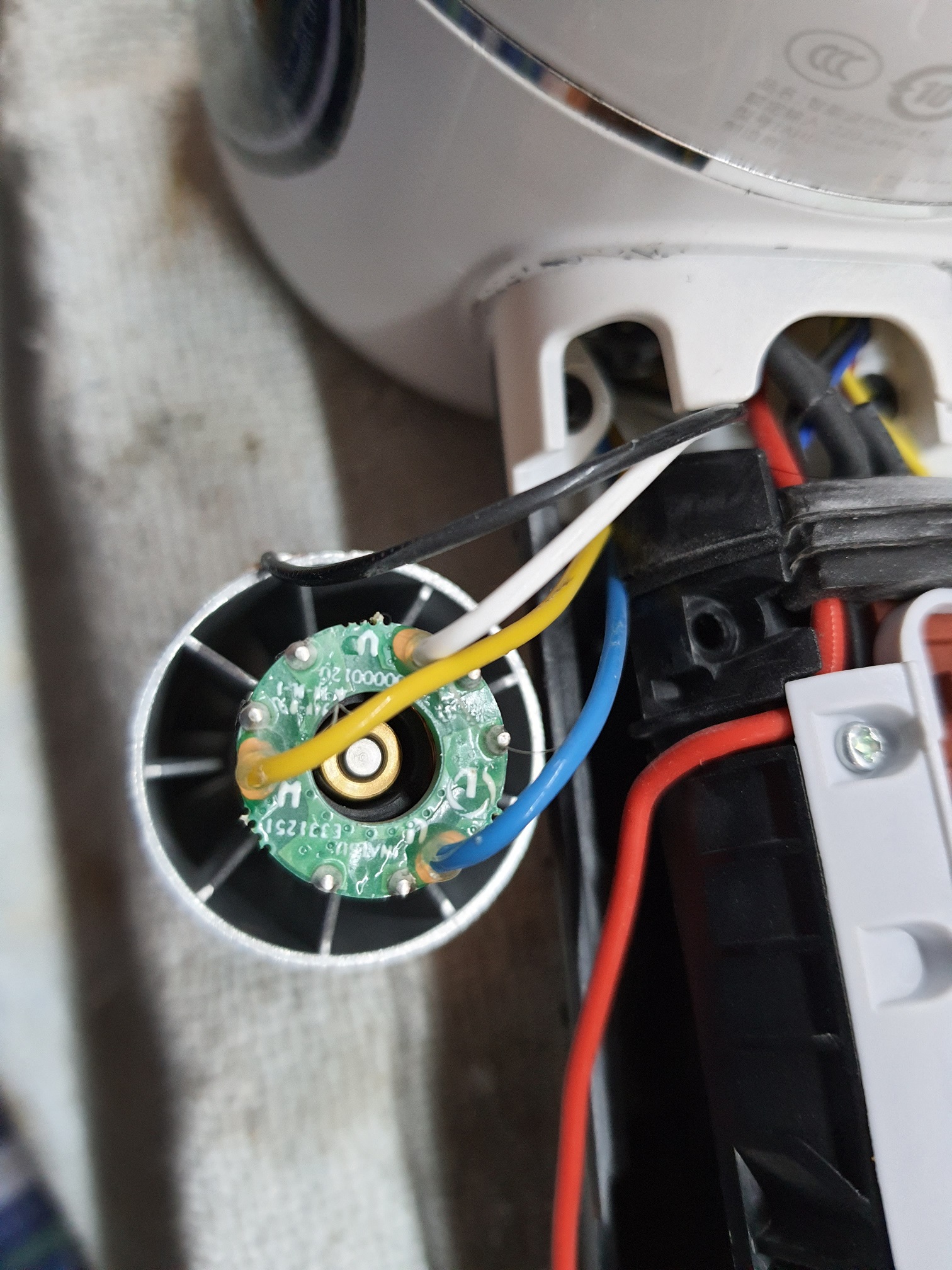 ซ่อมไดร์เป่าผม ยี่ห้อ DREAME รุ่น AHD5-WV0 อาการลมไม่ออก