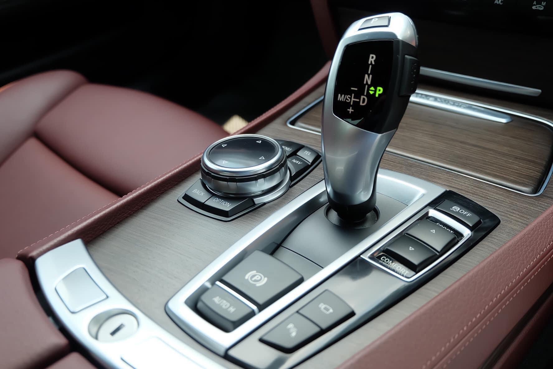 Bmw F02 Active Hybrid 7 LCI M Sport Package ปี 2016