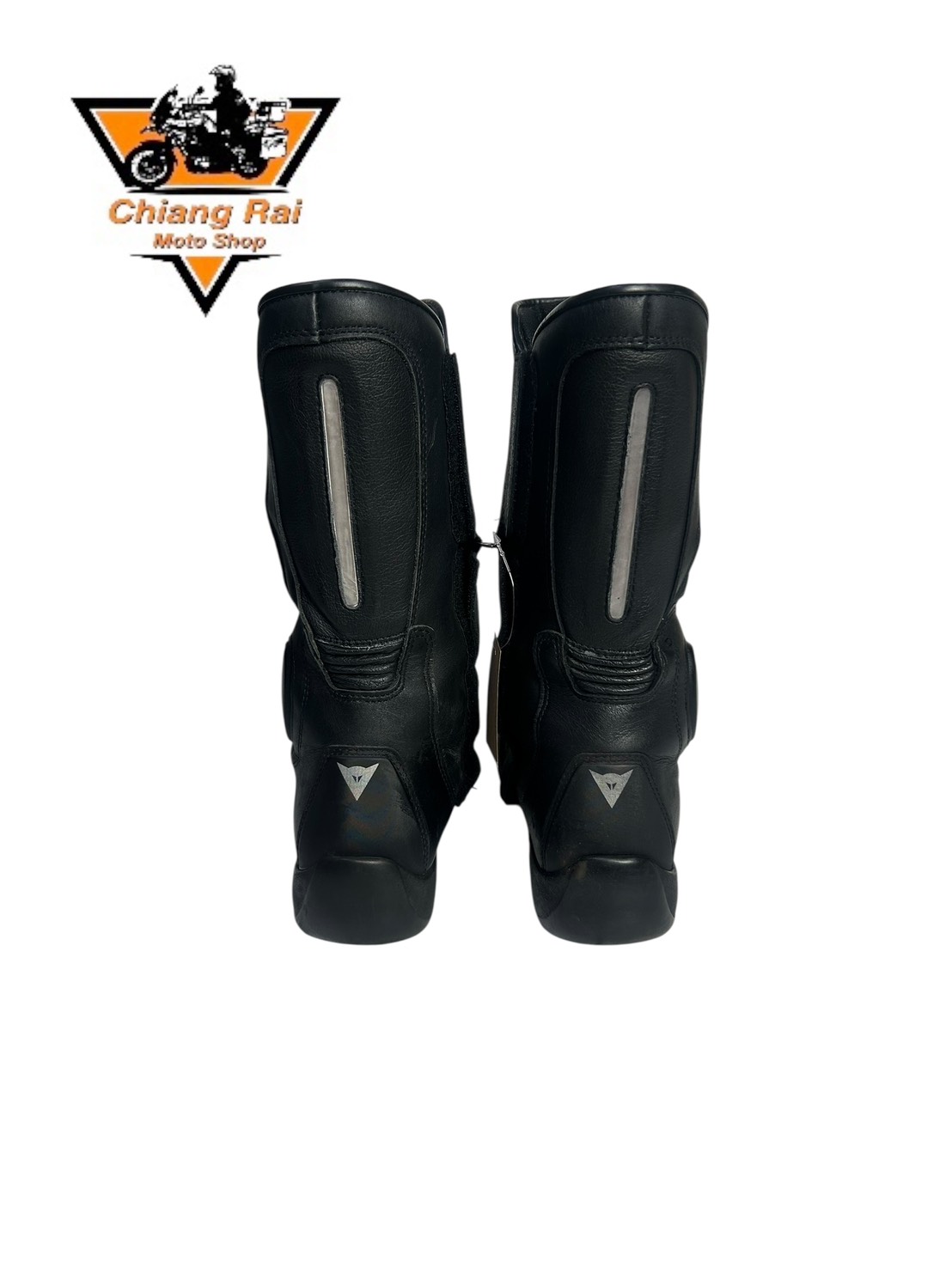 รองเท้าขี่มอเตอร์ไซด์( มือสอง) RCBT-106 Size ขนาดจากป้าย 42:EUR / 8:UK / 26.5:Cm.(Dainese)
