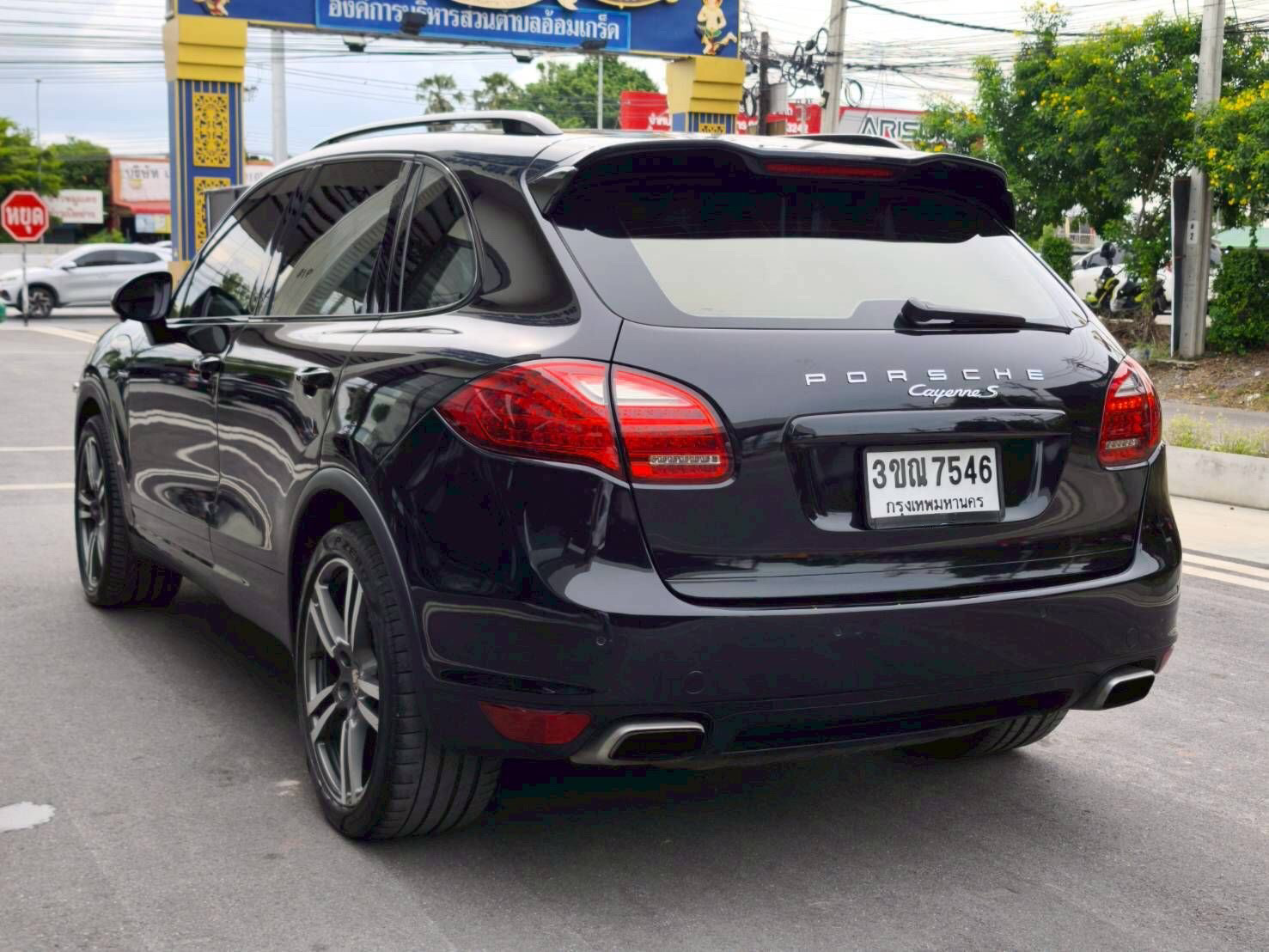 PORSCHE CAYENNE 3.0 HYBRID ปี 2013