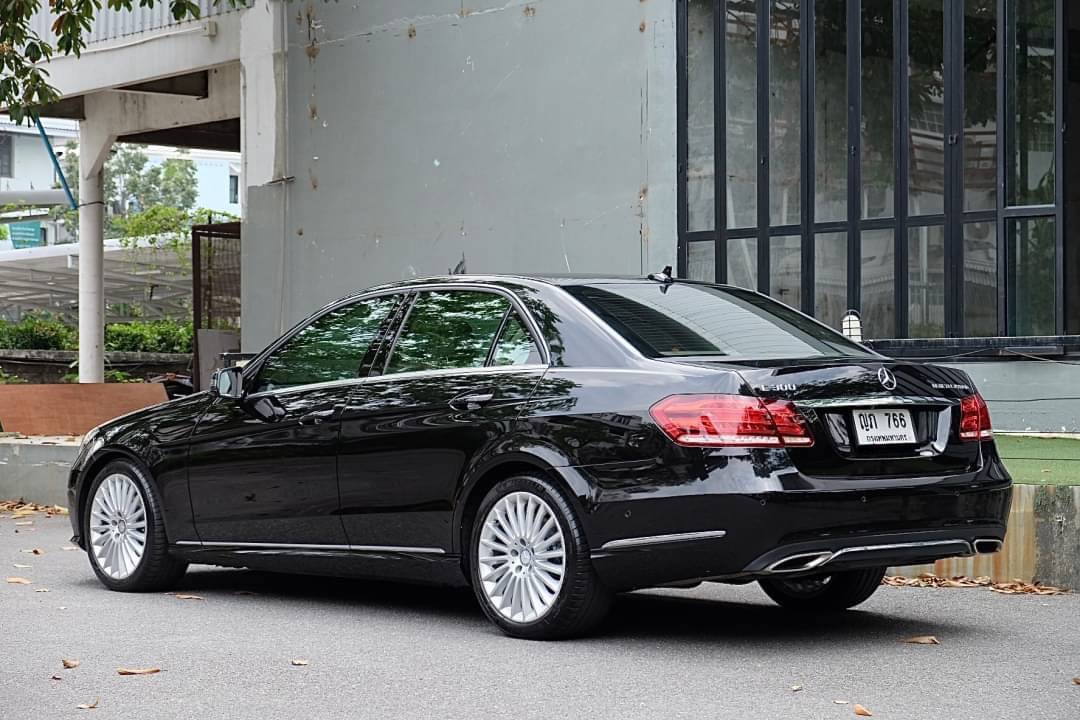 Mercedes Benz E300 Bluetec hybrid ปี2016