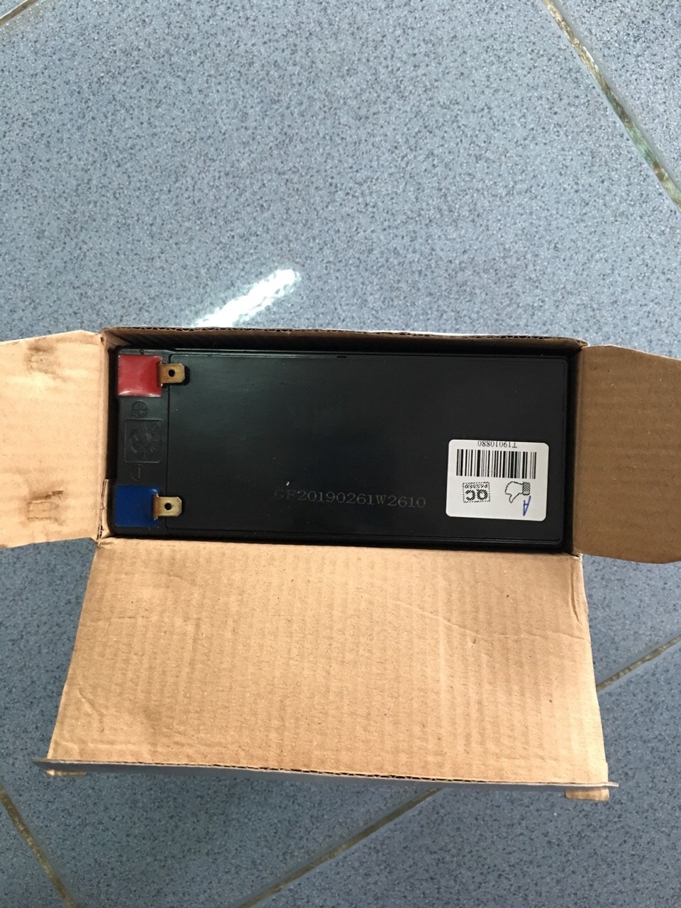 แบตเตอรี่ 12V 8A