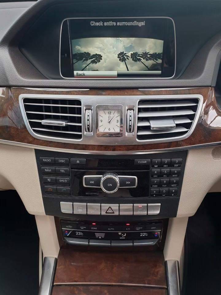 Mercedes Benz E300 Bluetec Hybrid ปี2013