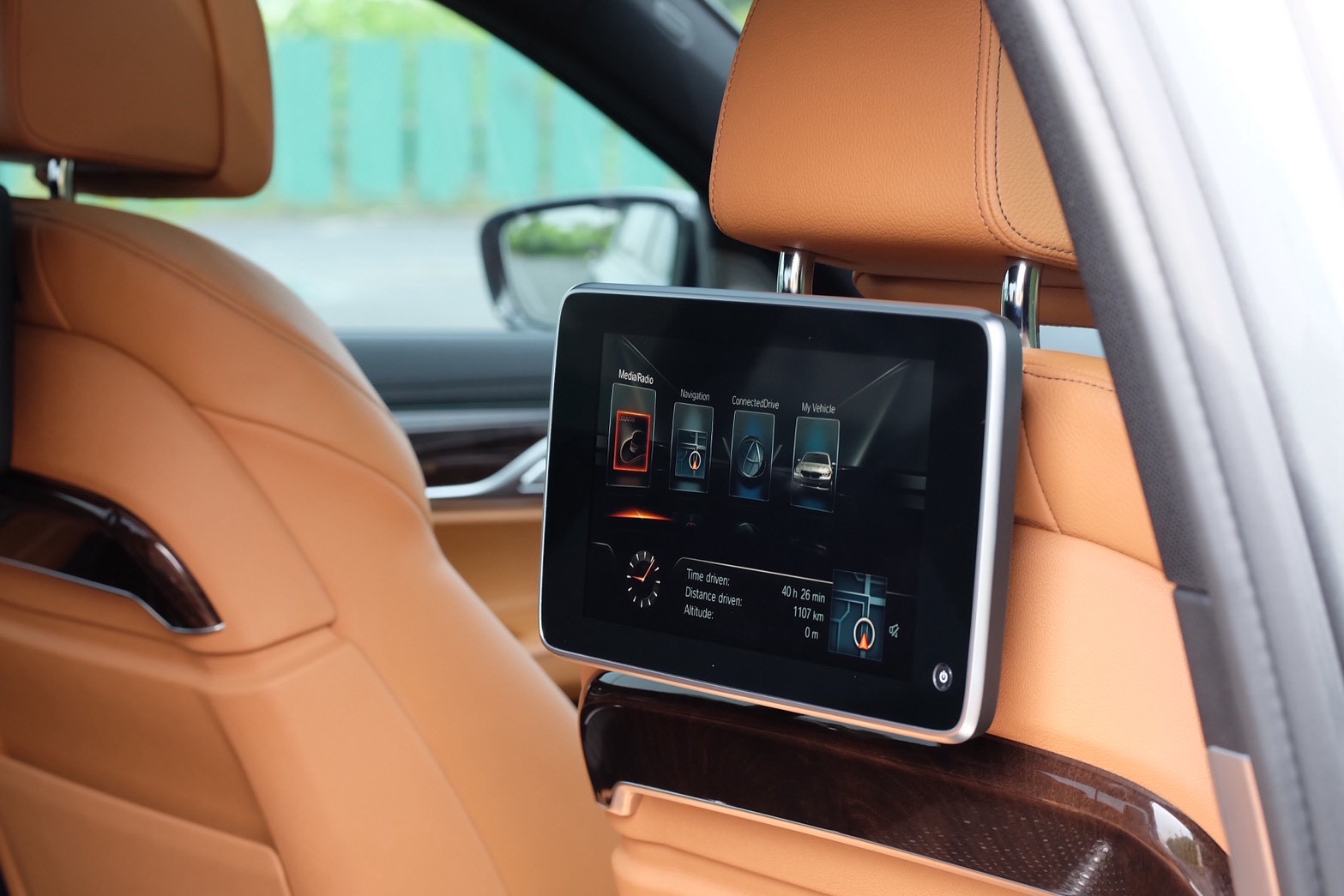 BMW 740Li Pure Excellence ( G12 ) ปี 2016