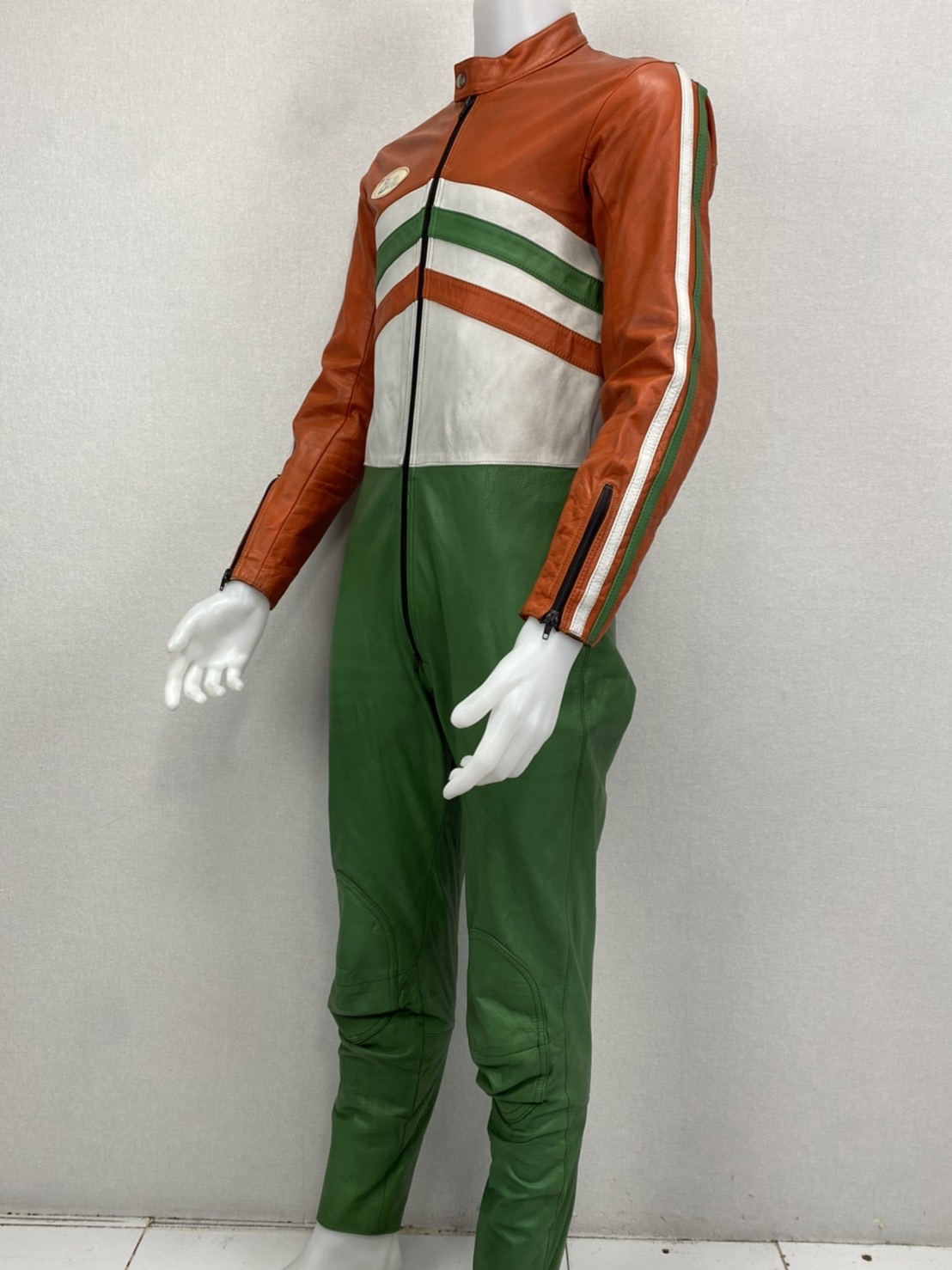 Racing suit ( มือสอง ) RCSS 011 : อก 38 ” เอว 32 “ ยาว 59 ** MJK **